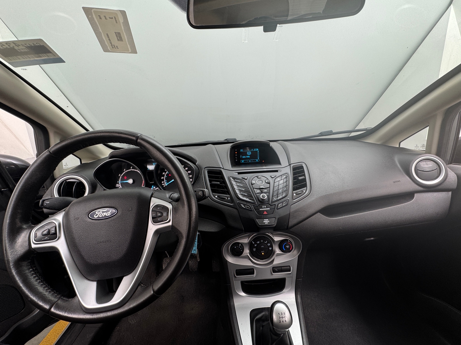 Thumbnail: 2016 Ford Fiesta - 3