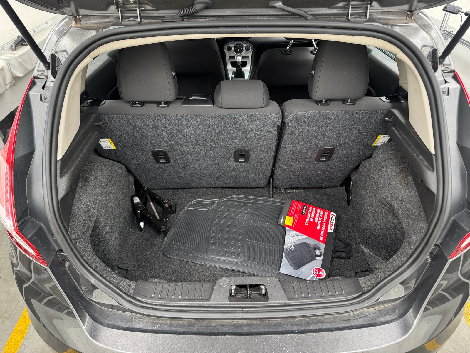 Thumbnail: 2016 Ford Fiesta - 7