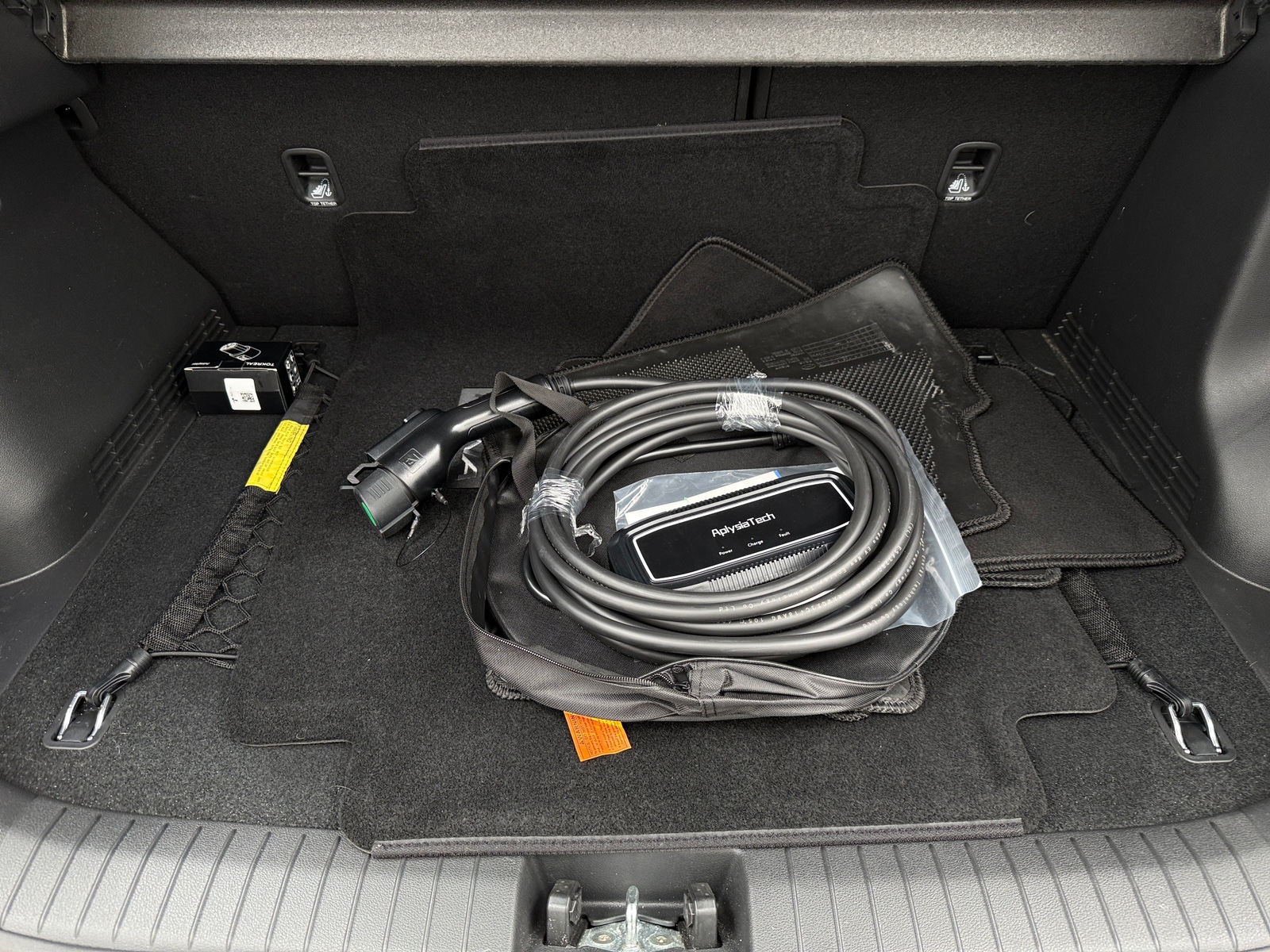 Thumbnail: 2023 Hyundai Kona - 7