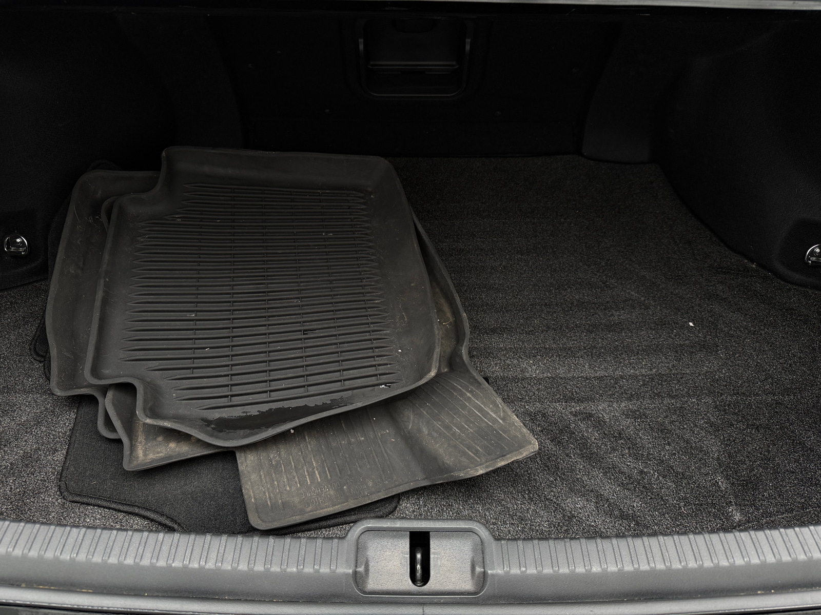 Thumbnail: 2020 Lexus ES - 6