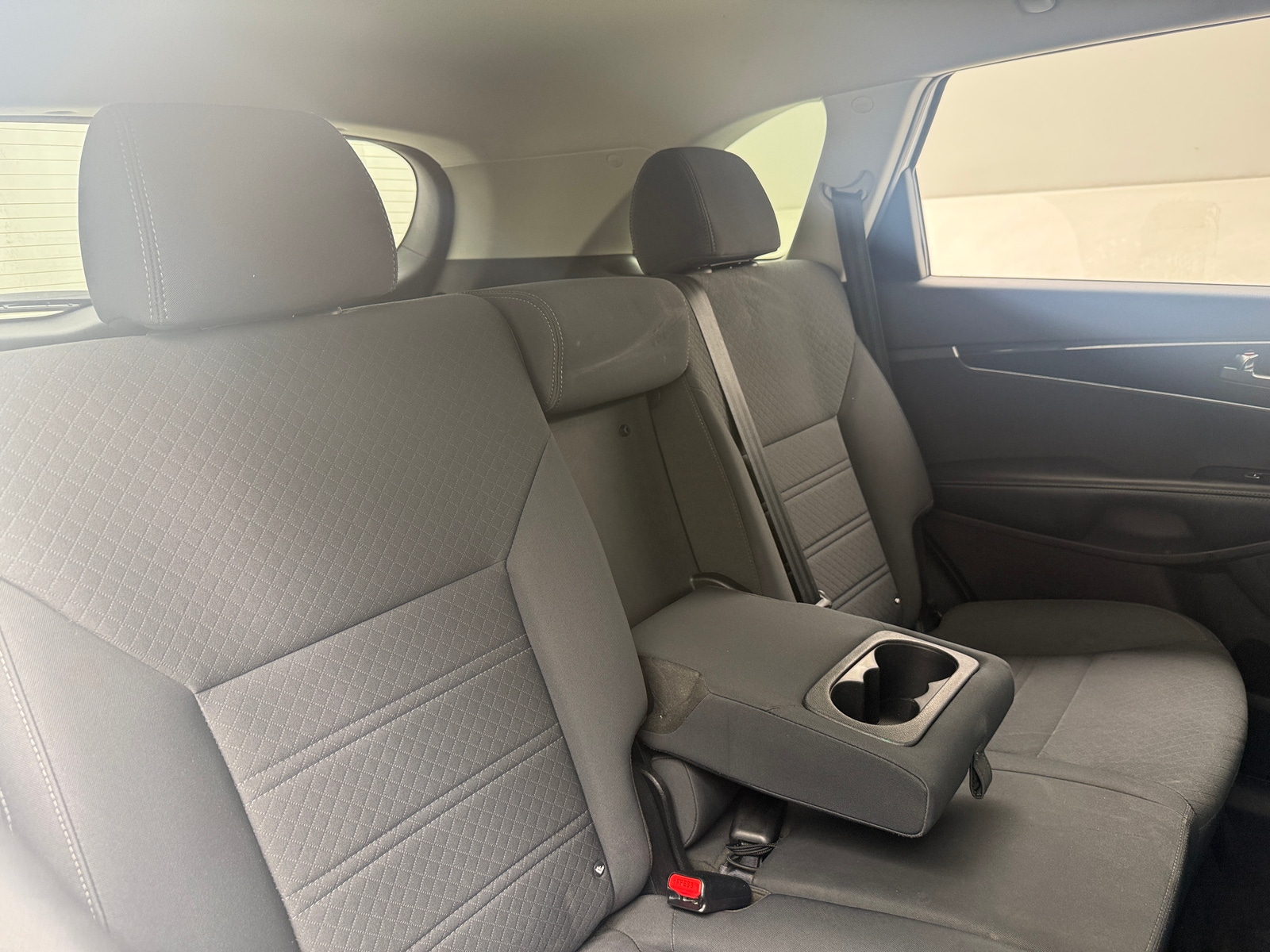 Thumbnail: 2017 Kia Sorento - 6