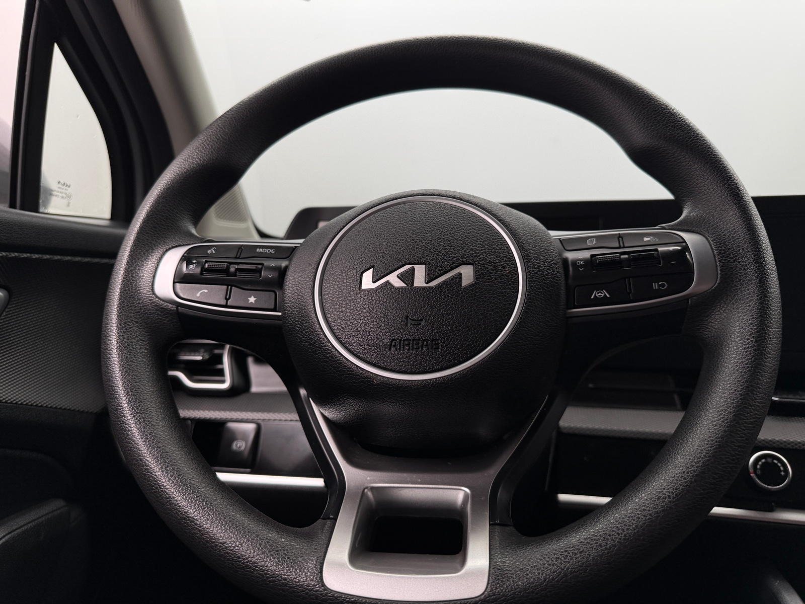 Thumbnail: 2024 Kia Sportage - 5