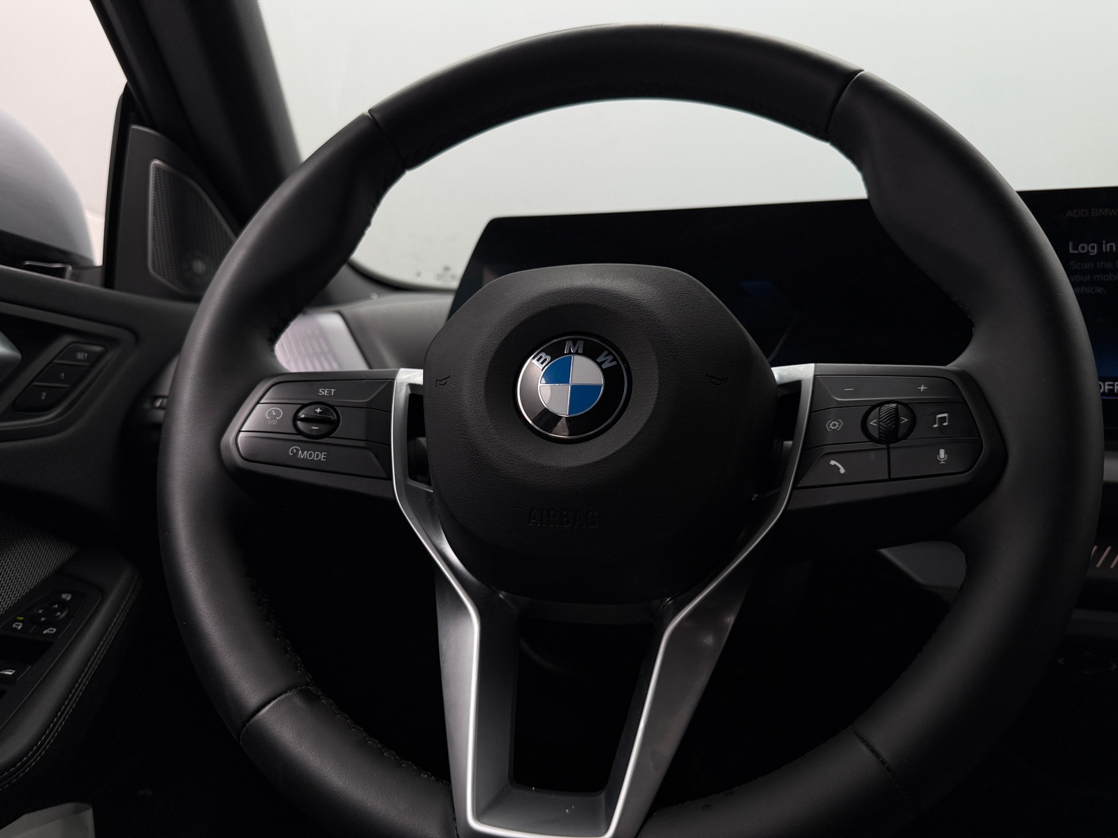 Thumbnail: 2025 BMW 2 Series - 4