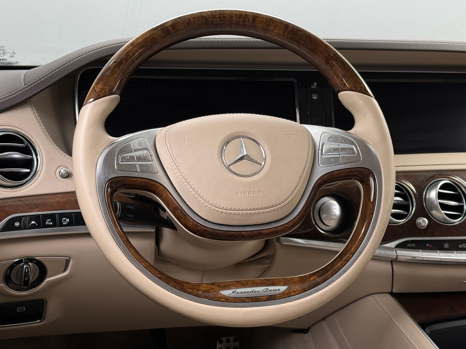 Thumbnail: 2014 Mercedes-Benz S-Class - 4