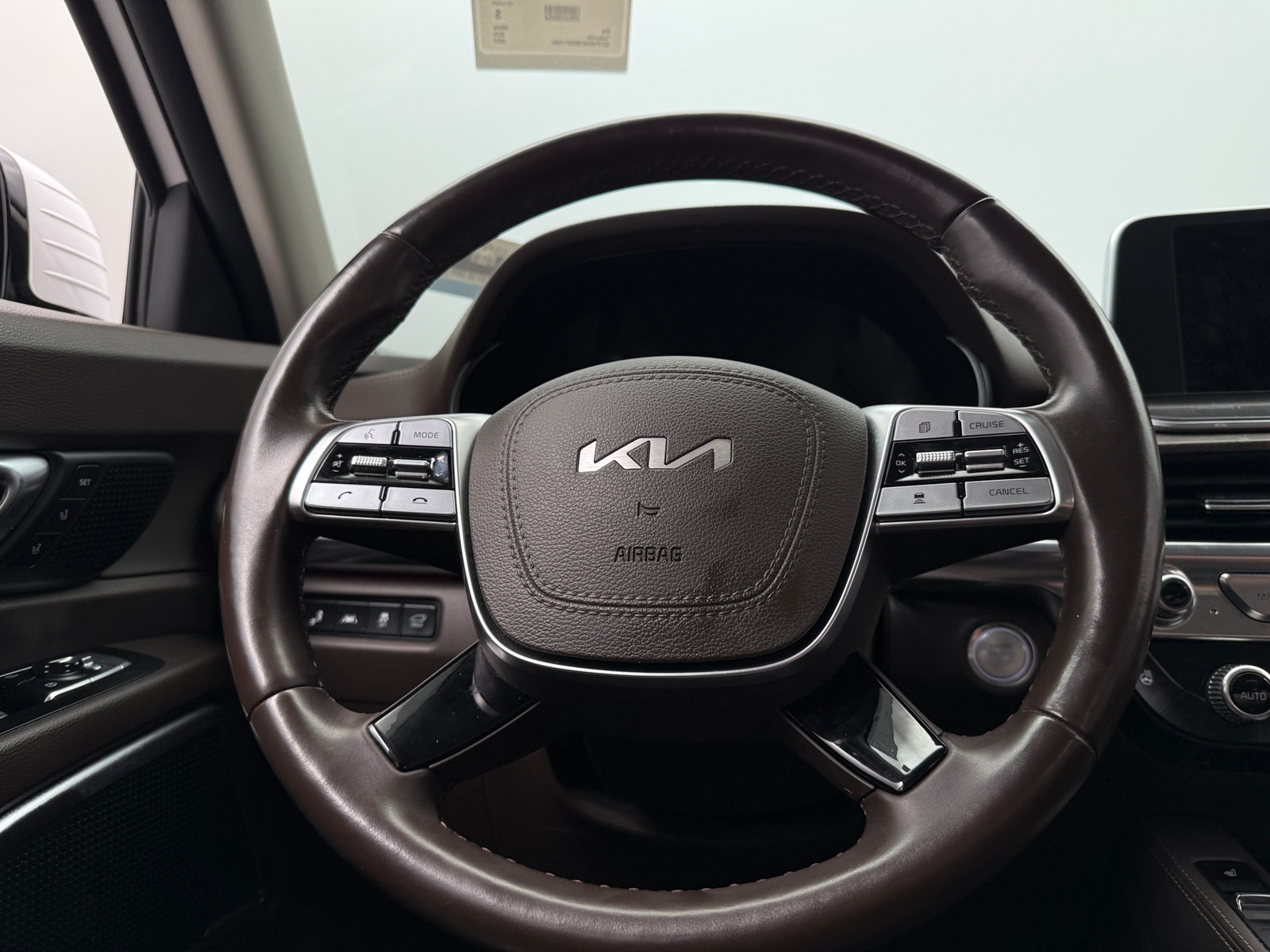 Thumbnail: 2022 Kia Telluride - 4