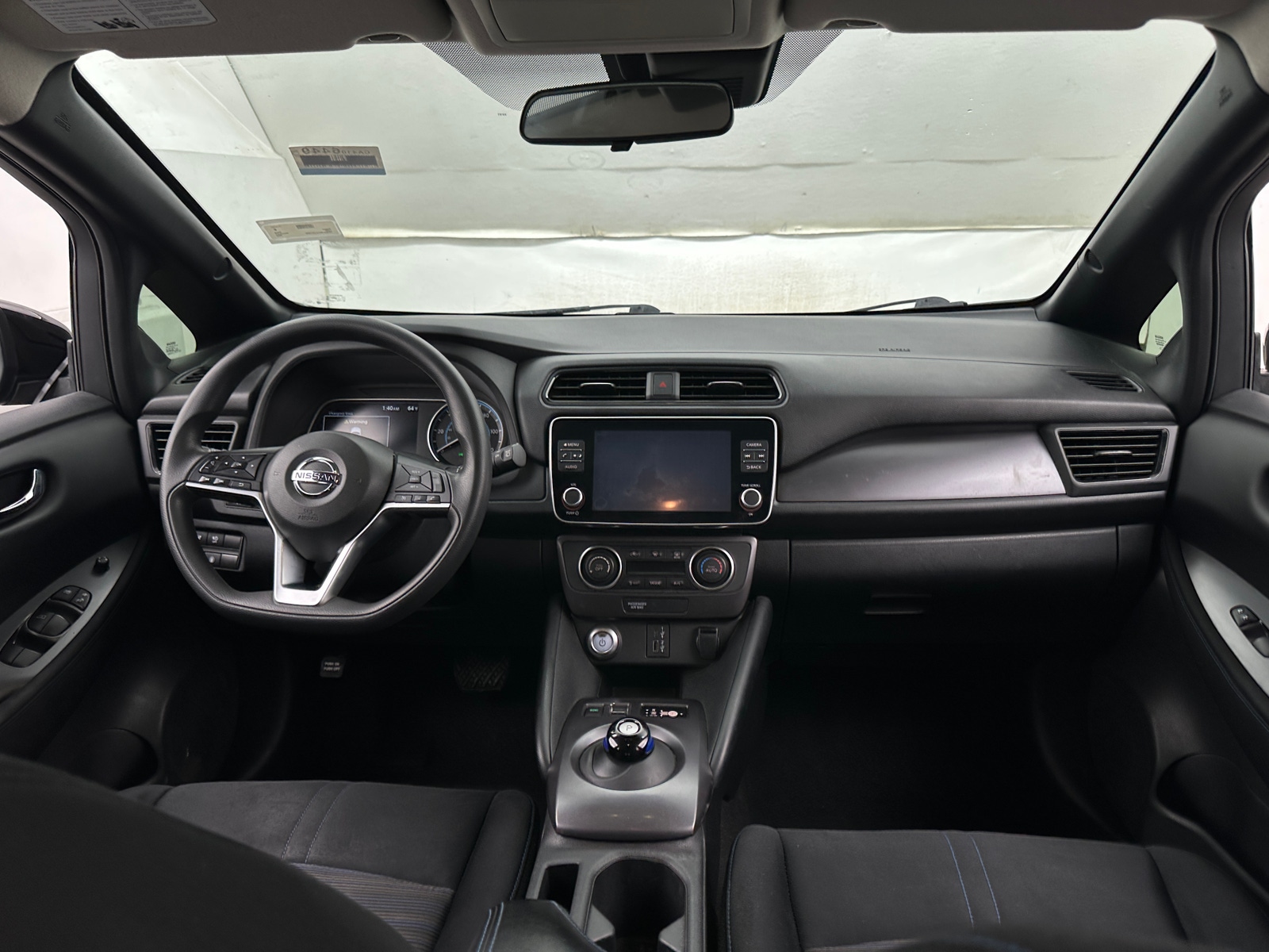 Thumbnail: 2020 Nissan Leaf - 3