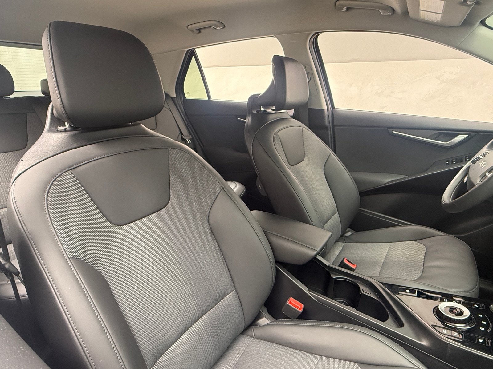 Thumbnail: 2024 Kia Niro - 2