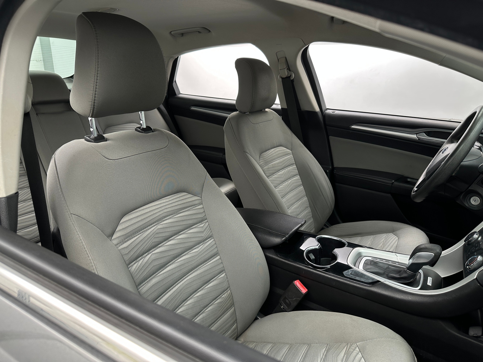 Thumbnail: 2016 Ford Fusion - 2