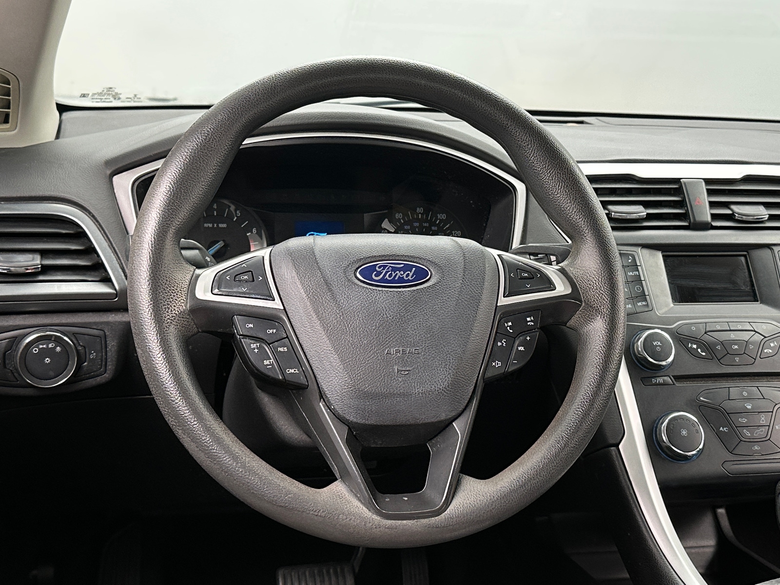 Thumbnail: 2016 Ford Fusion - 5