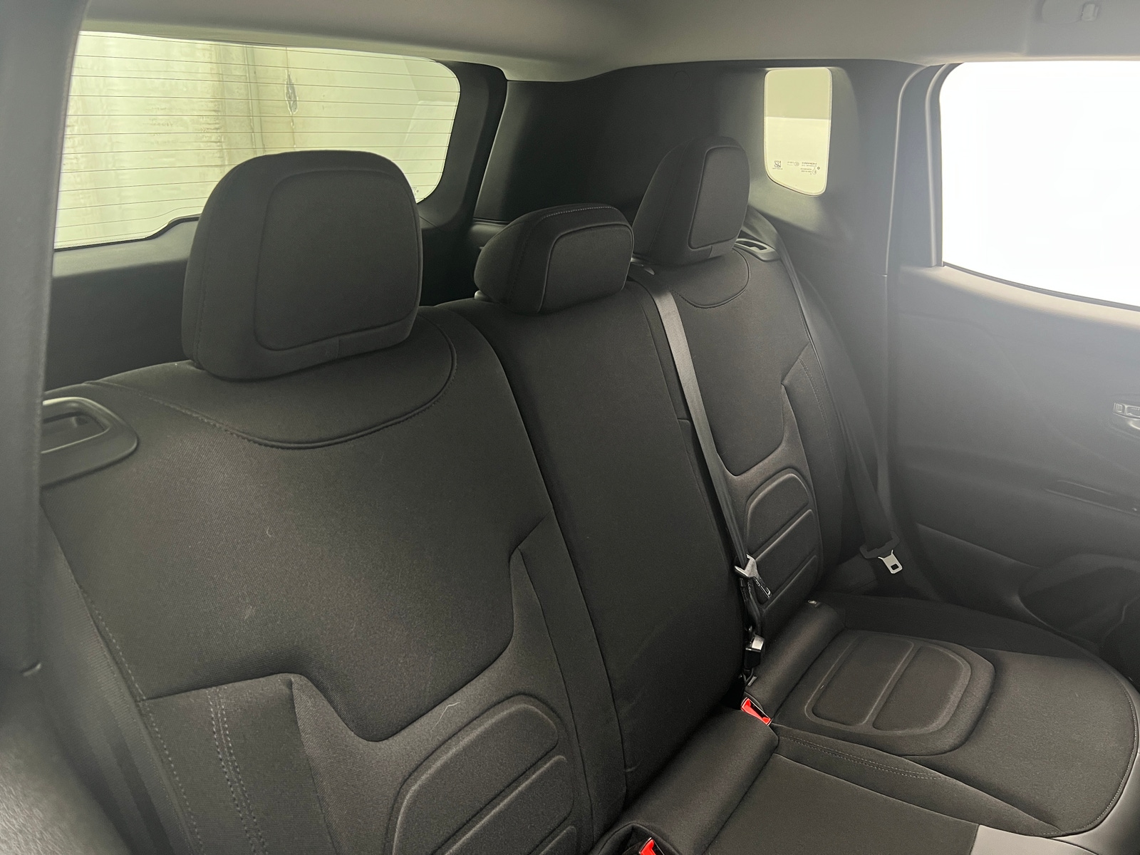 Thumbnail: 2017 Jeep Renegade - 6