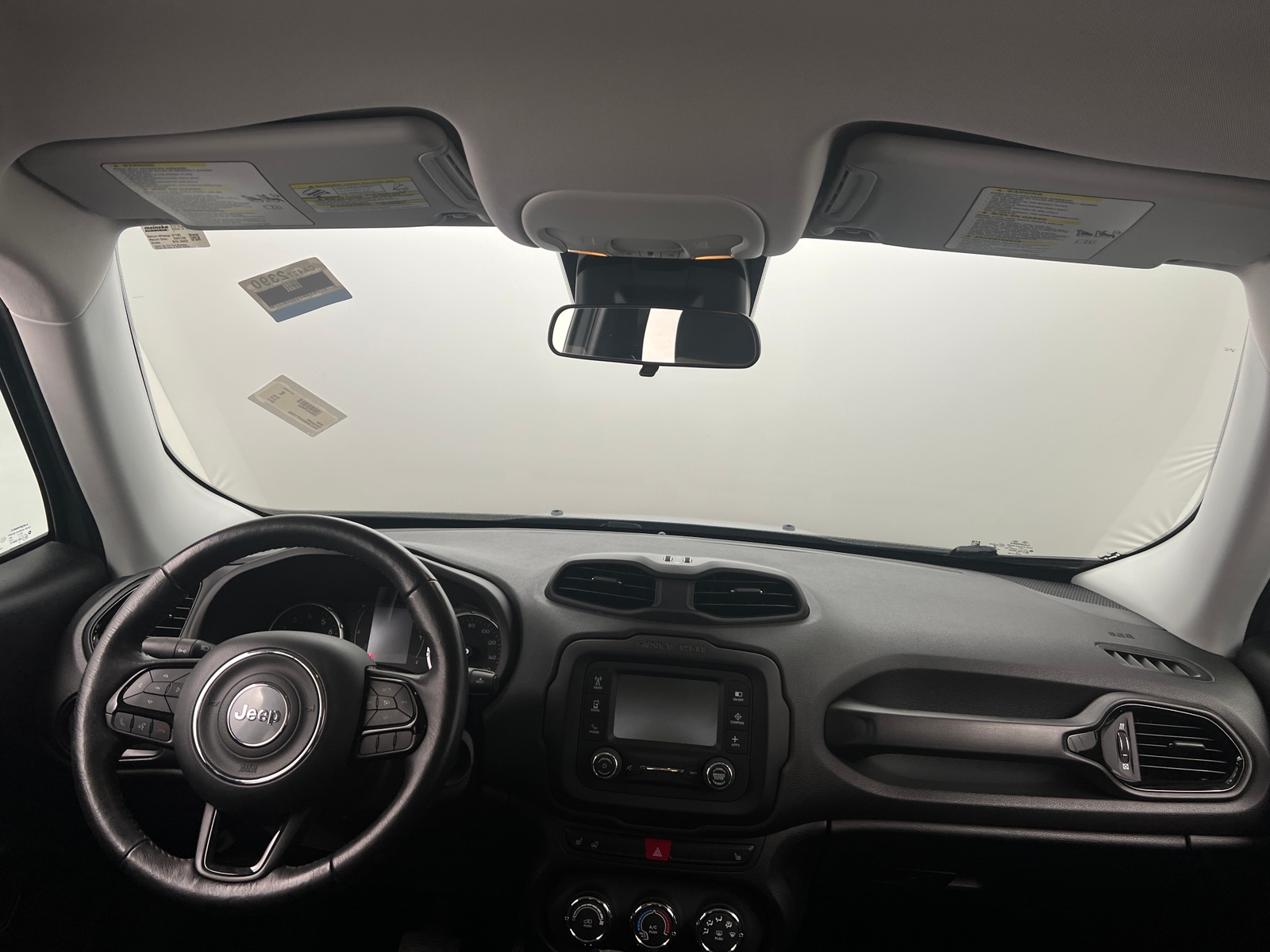 Thumbnail: 2017 Jeep Renegade - 3