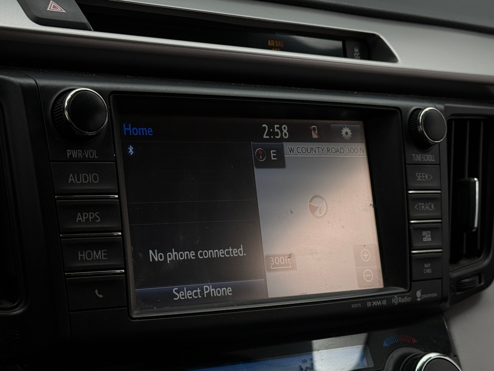 Thumbnail: 2016 Toyota RAV4 - 3