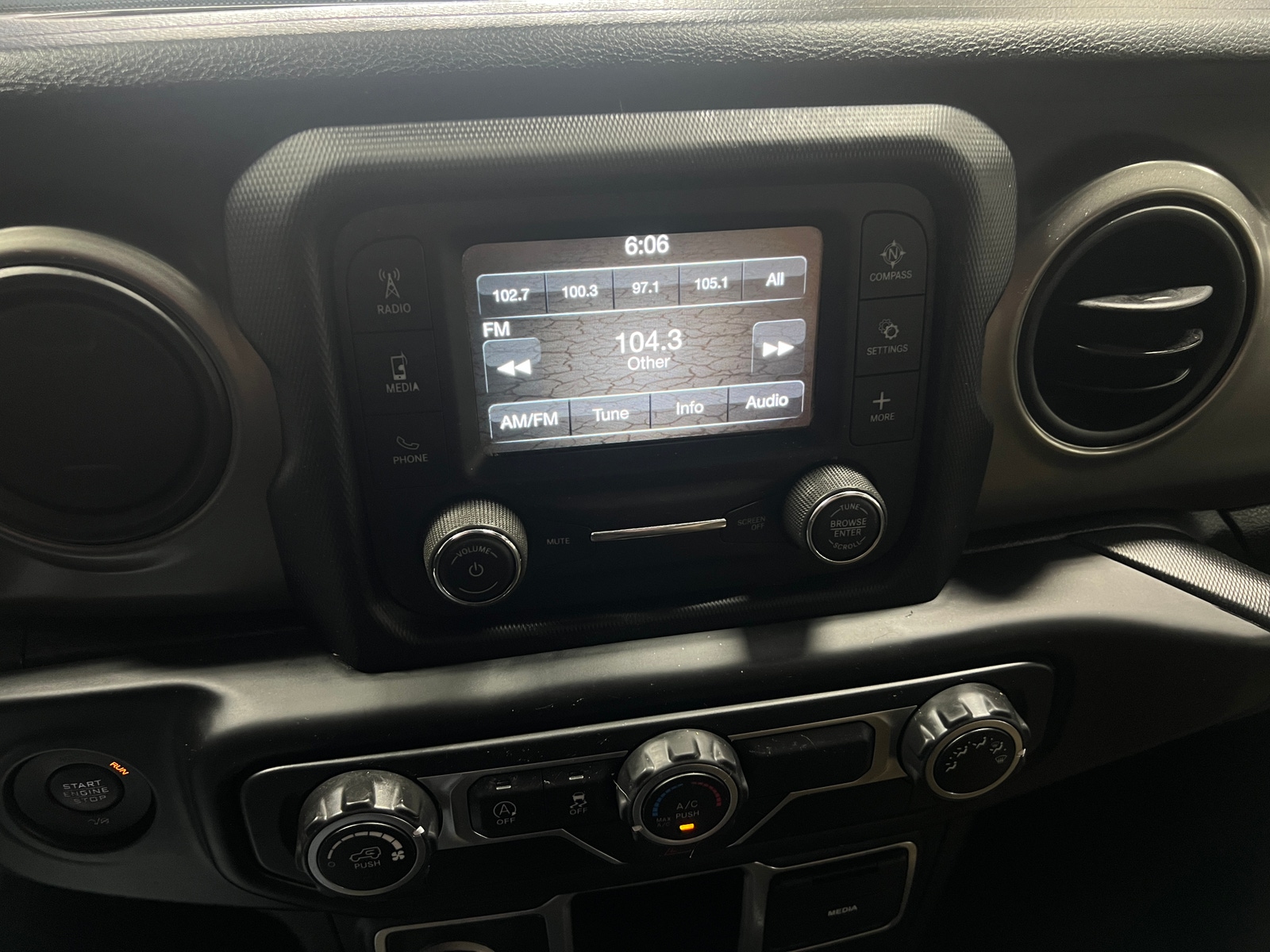 Thumbnail: 2018 Jeep Wrangler - 4