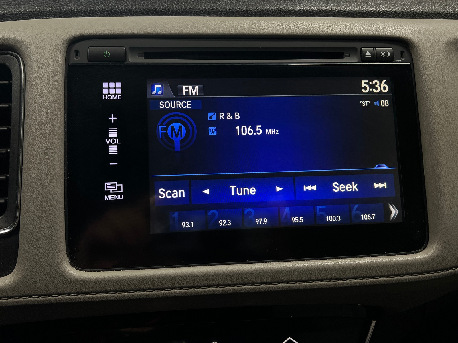 Thumbnail: 2017 Honda HR-V - 4