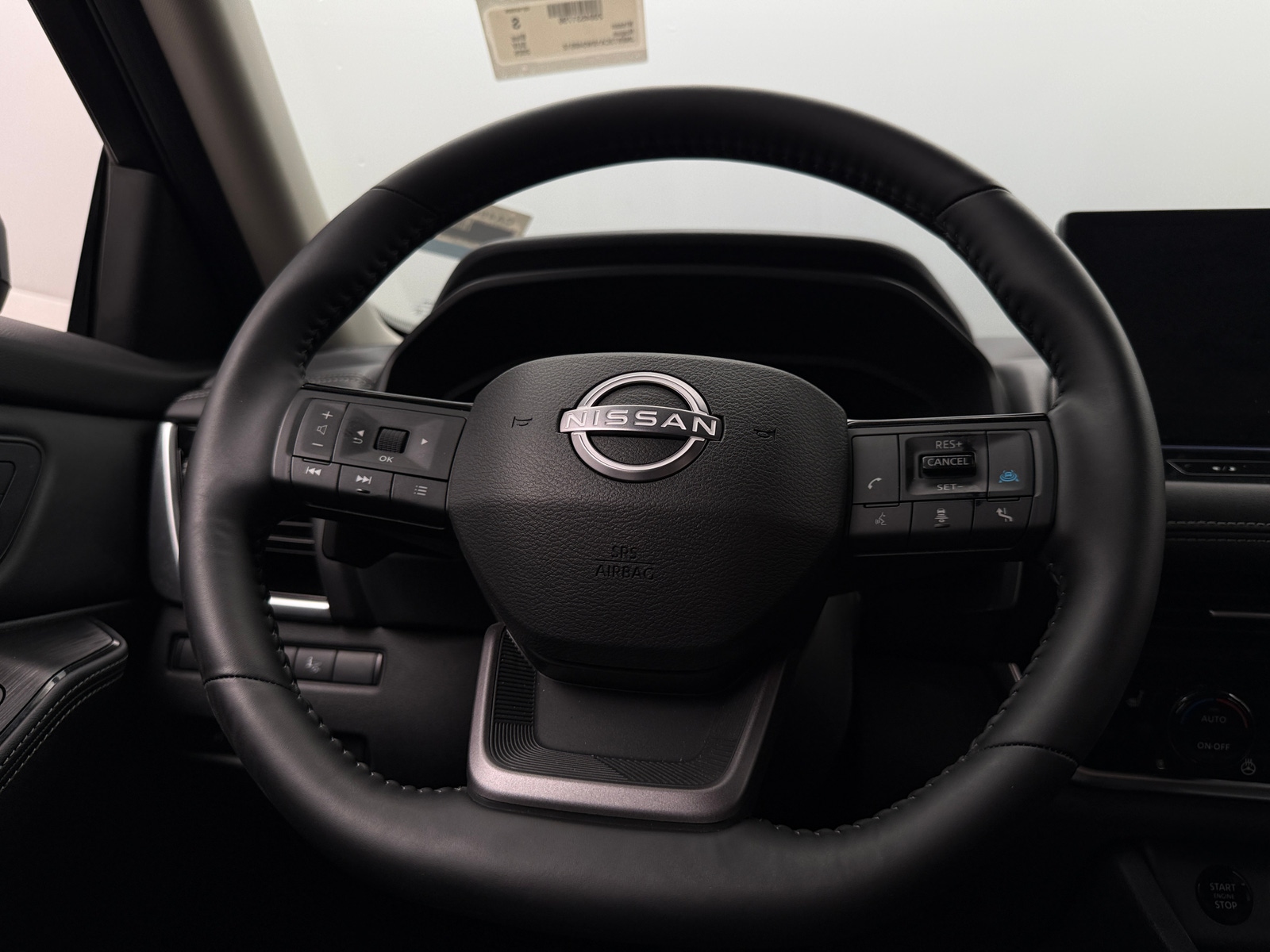 Thumbnail: 2025 Nissan Rogue - 4