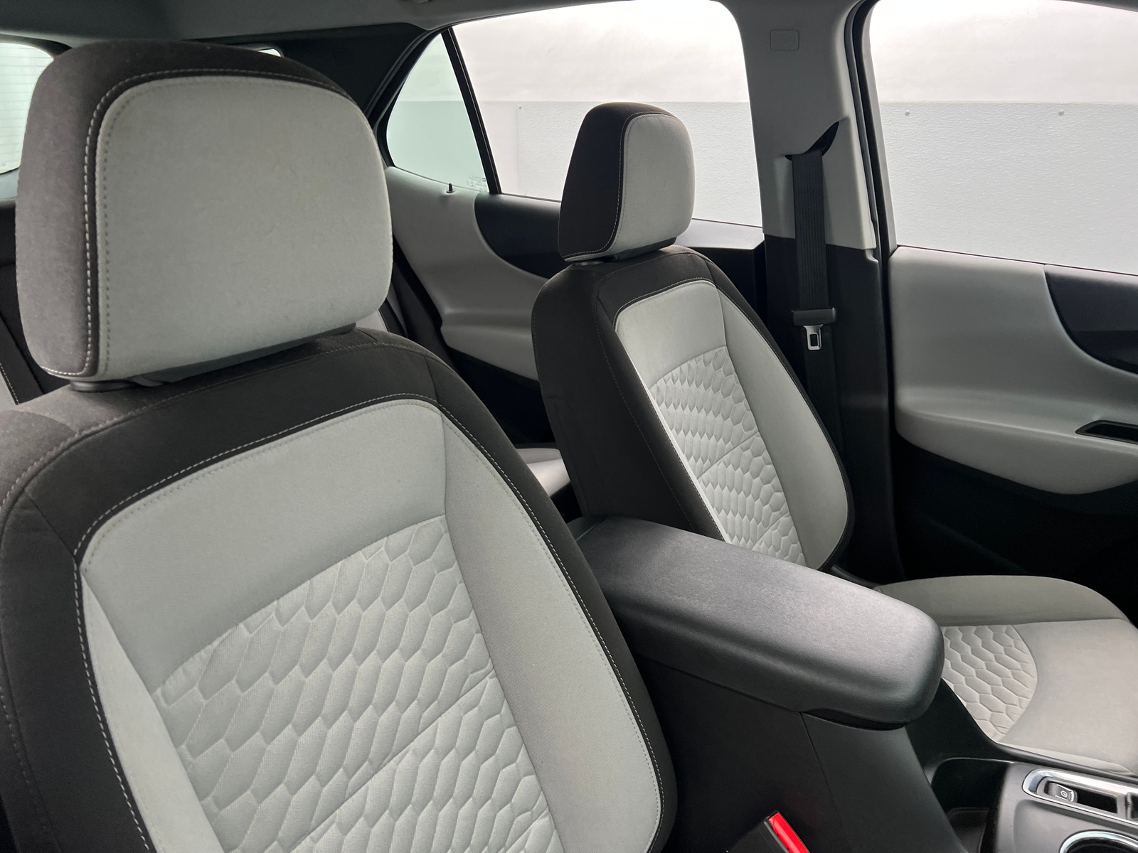 Thumbnail: 2021 Chevrolet Equinox - 2