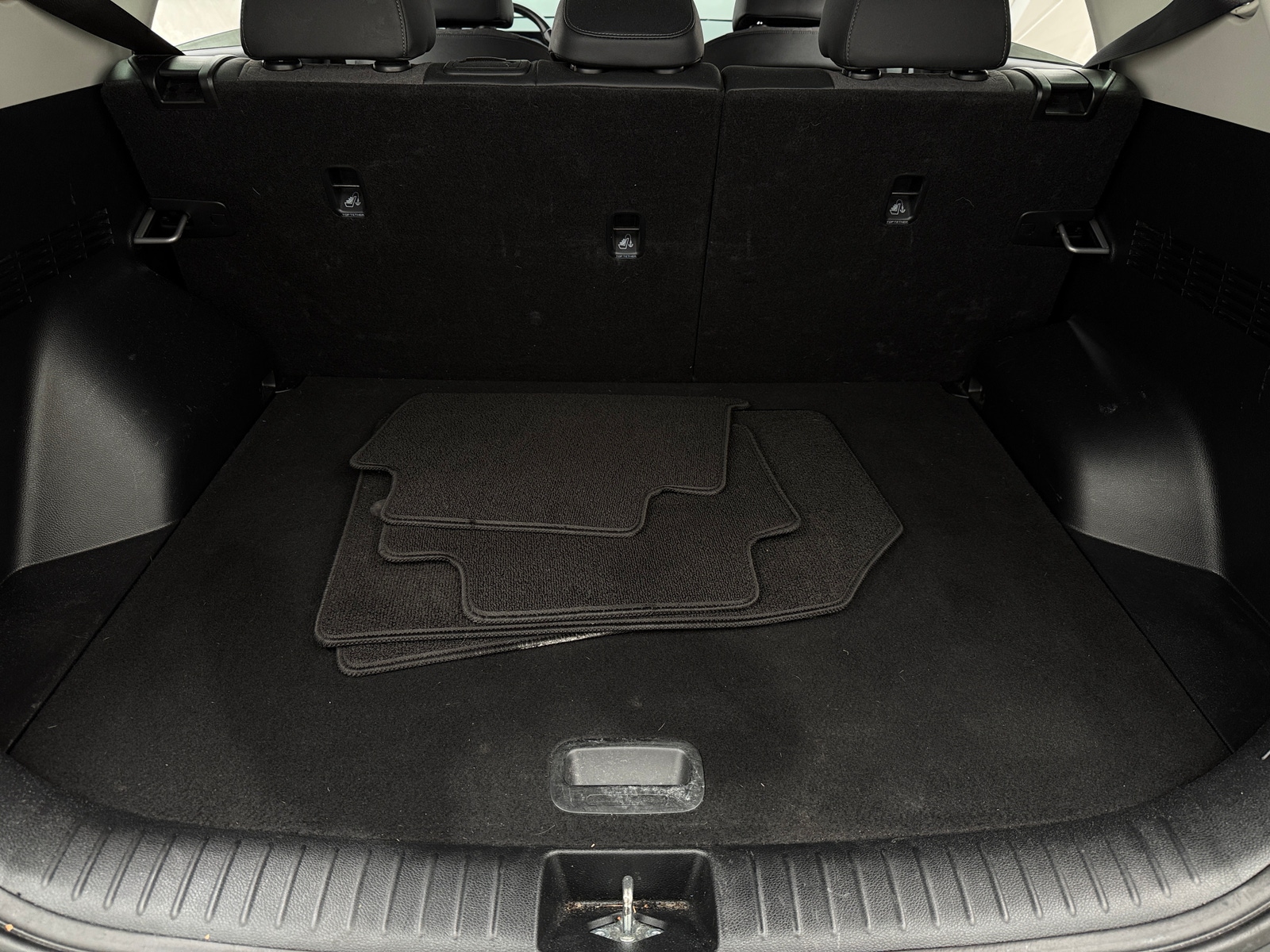 Thumbnail: 2024 Kia Seltos - 6