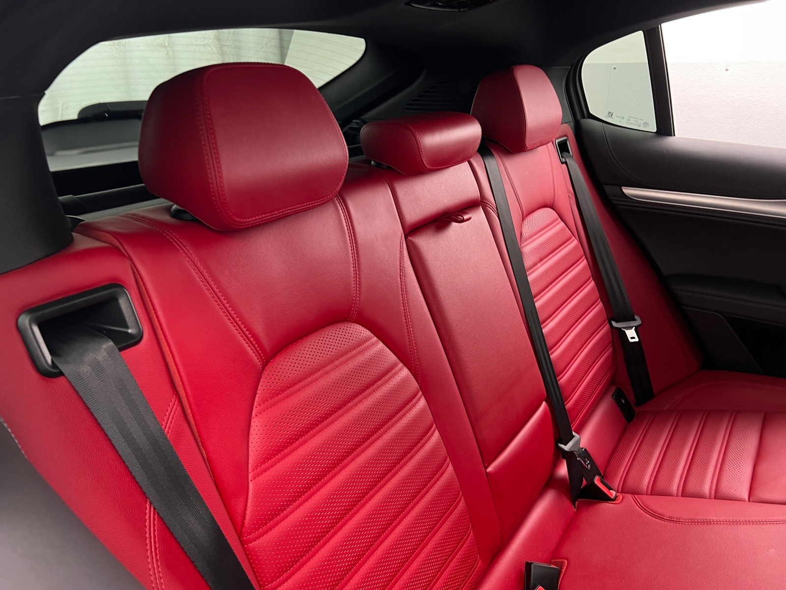 Thumbnail: 2023 Alfa Romeo Stelvio - 5