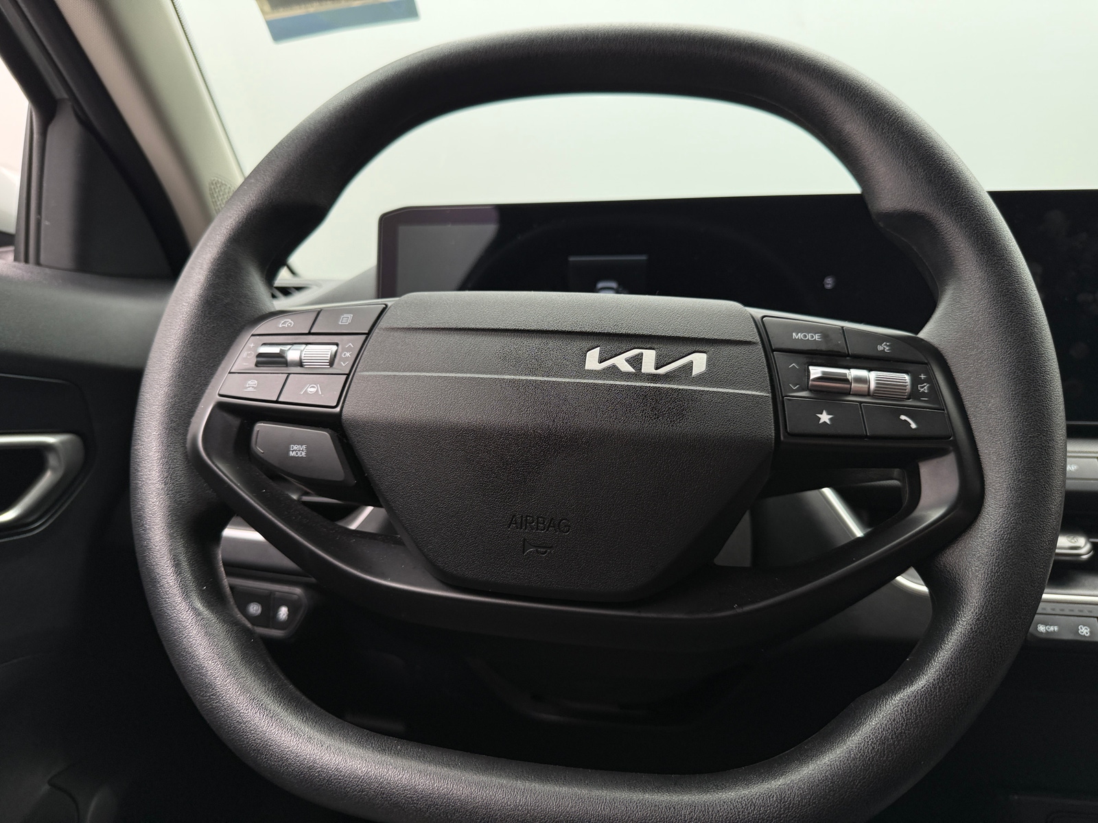 Thumbnail: 2025 Kia K4 - 5