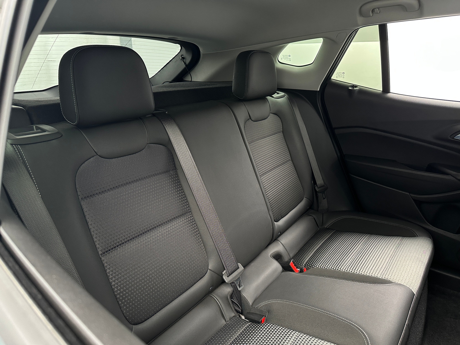 Thumbnail: 2025 Chevrolet Trax - 6