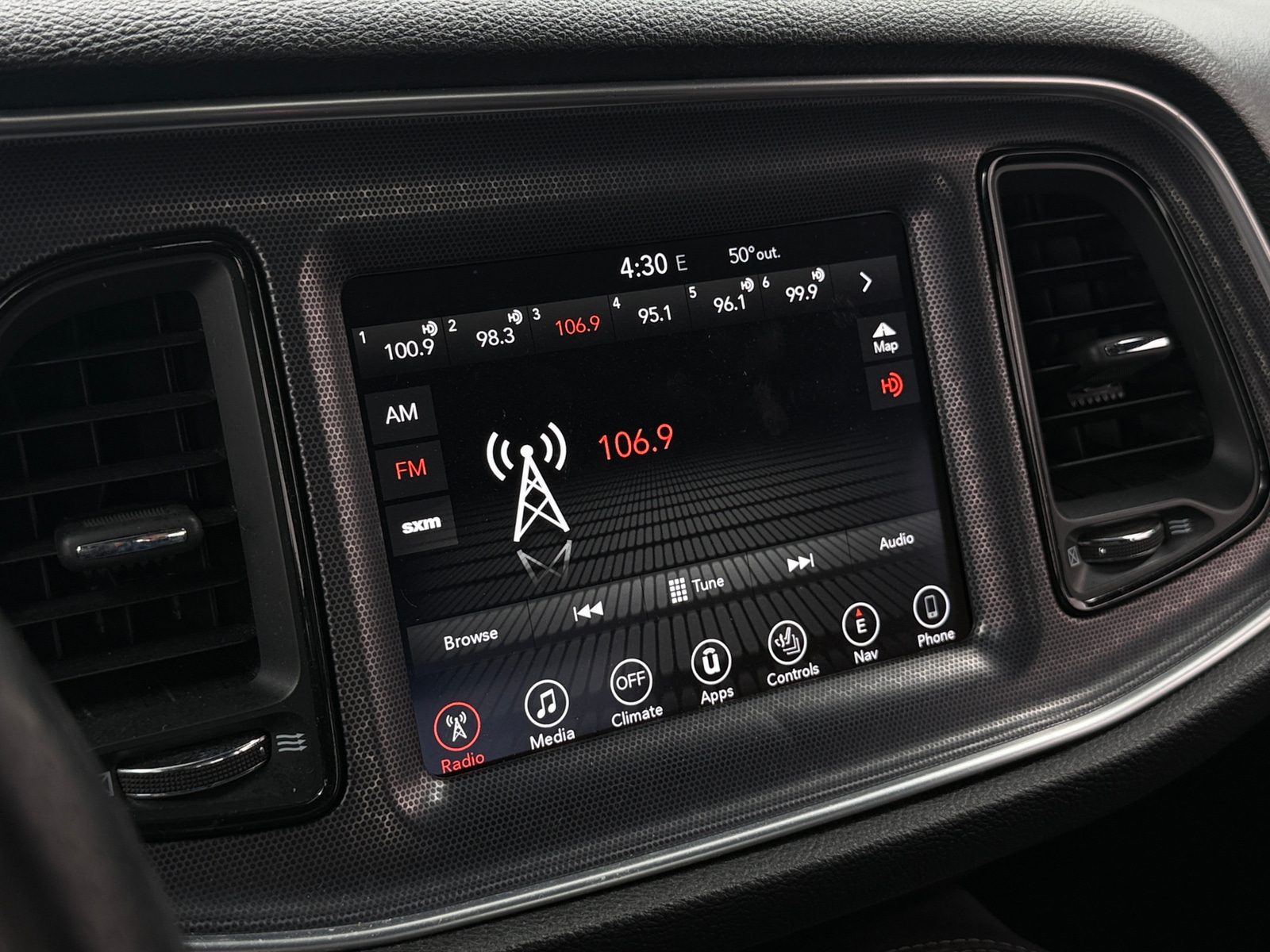 Thumbnail: 2017 Dodge Challenger - 2