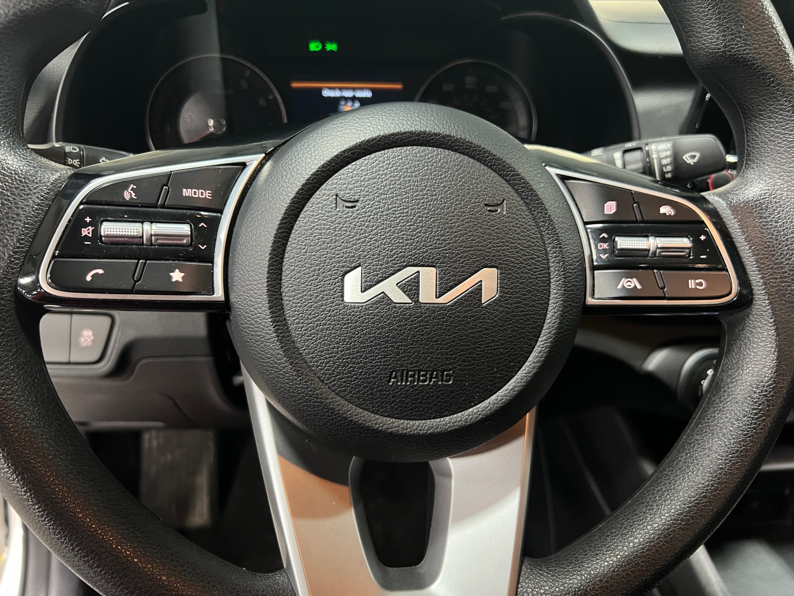 Thumbnail: 2024 Kia Forte - 5