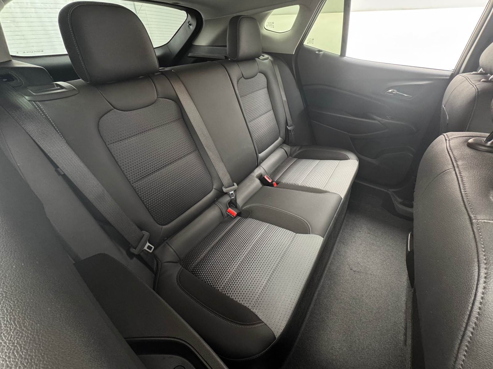 Thumbnail: 2025 Chevrolet Trax - 6