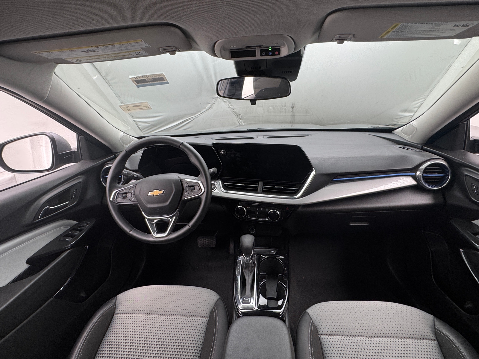 Thumbnail: 2025 Chevrolet Trax - 3