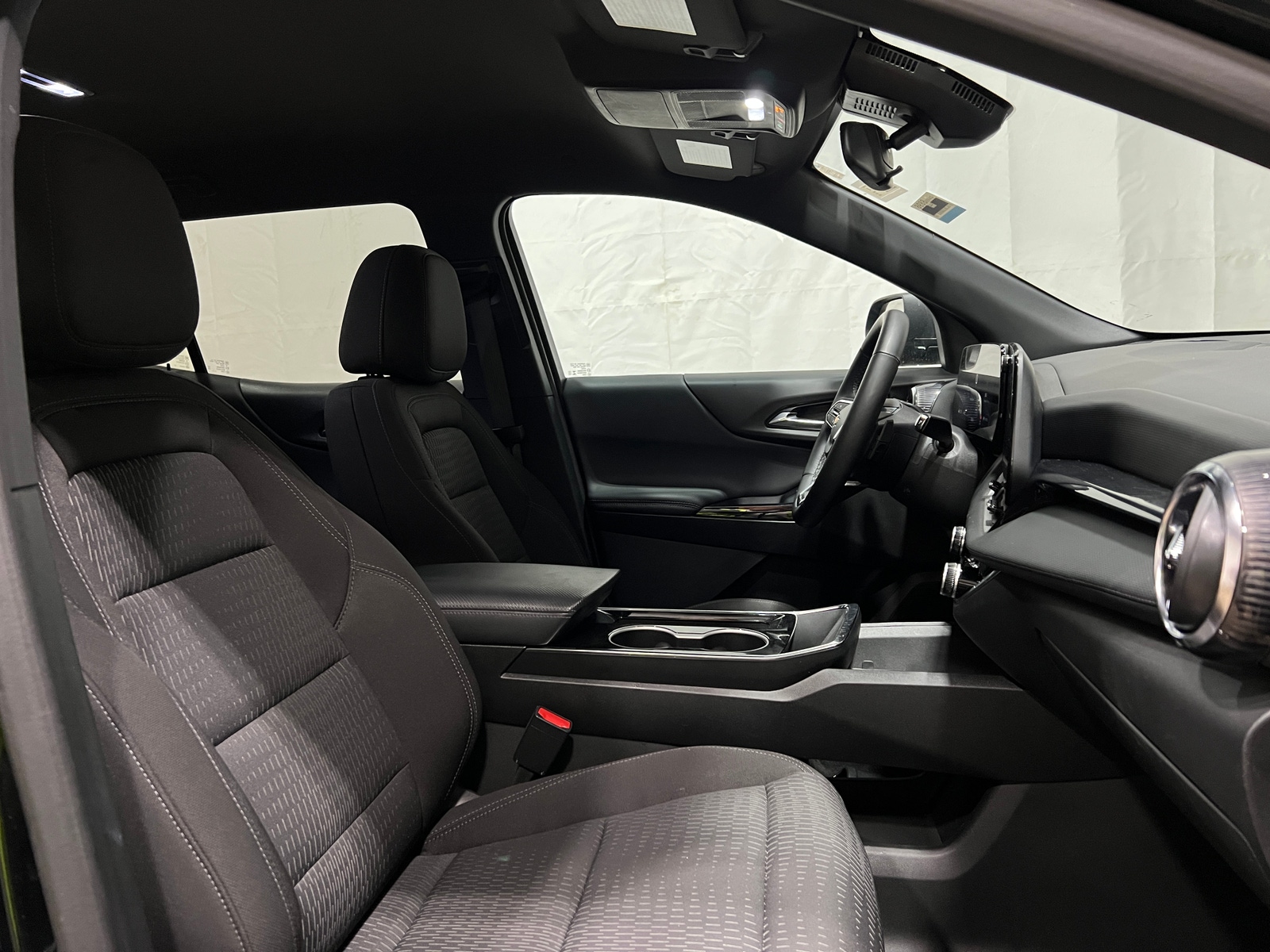 Thumbnail: 2025 Chevrolet Equinox - 2