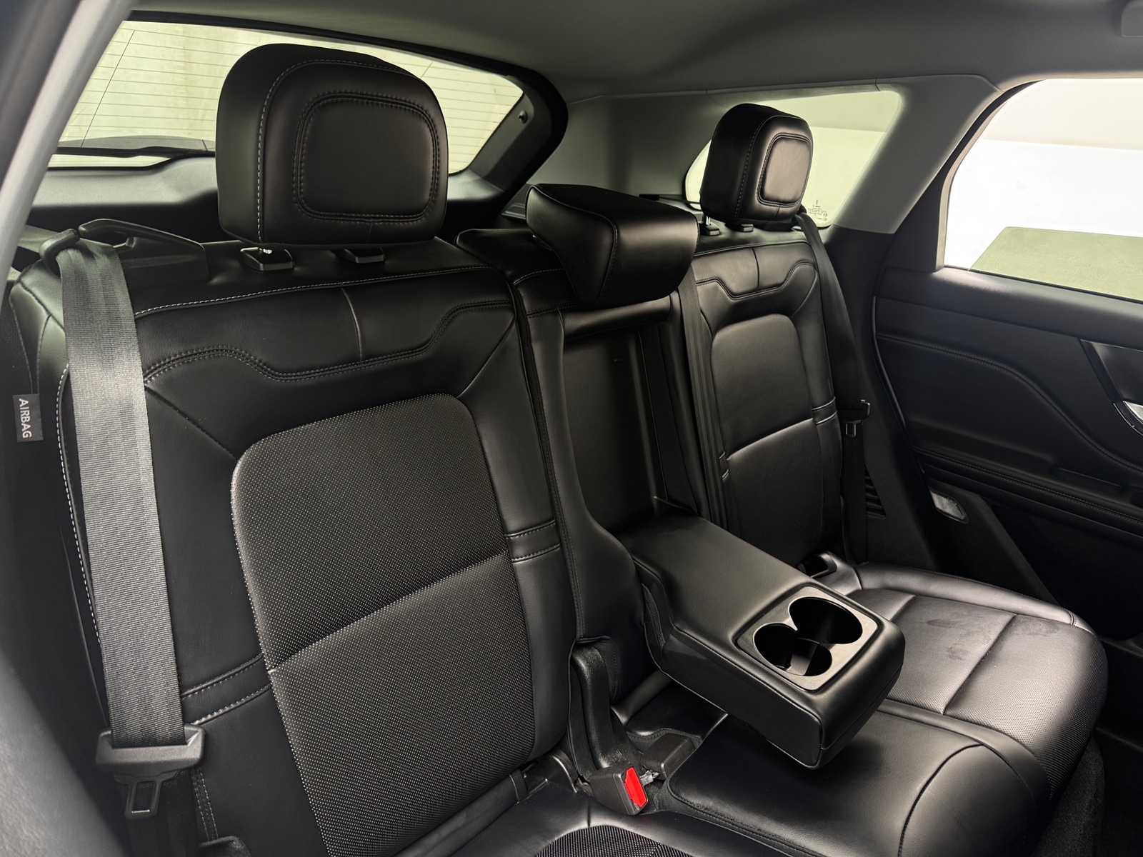 Thumbnail: 2022 Lincoln Corsair - 5