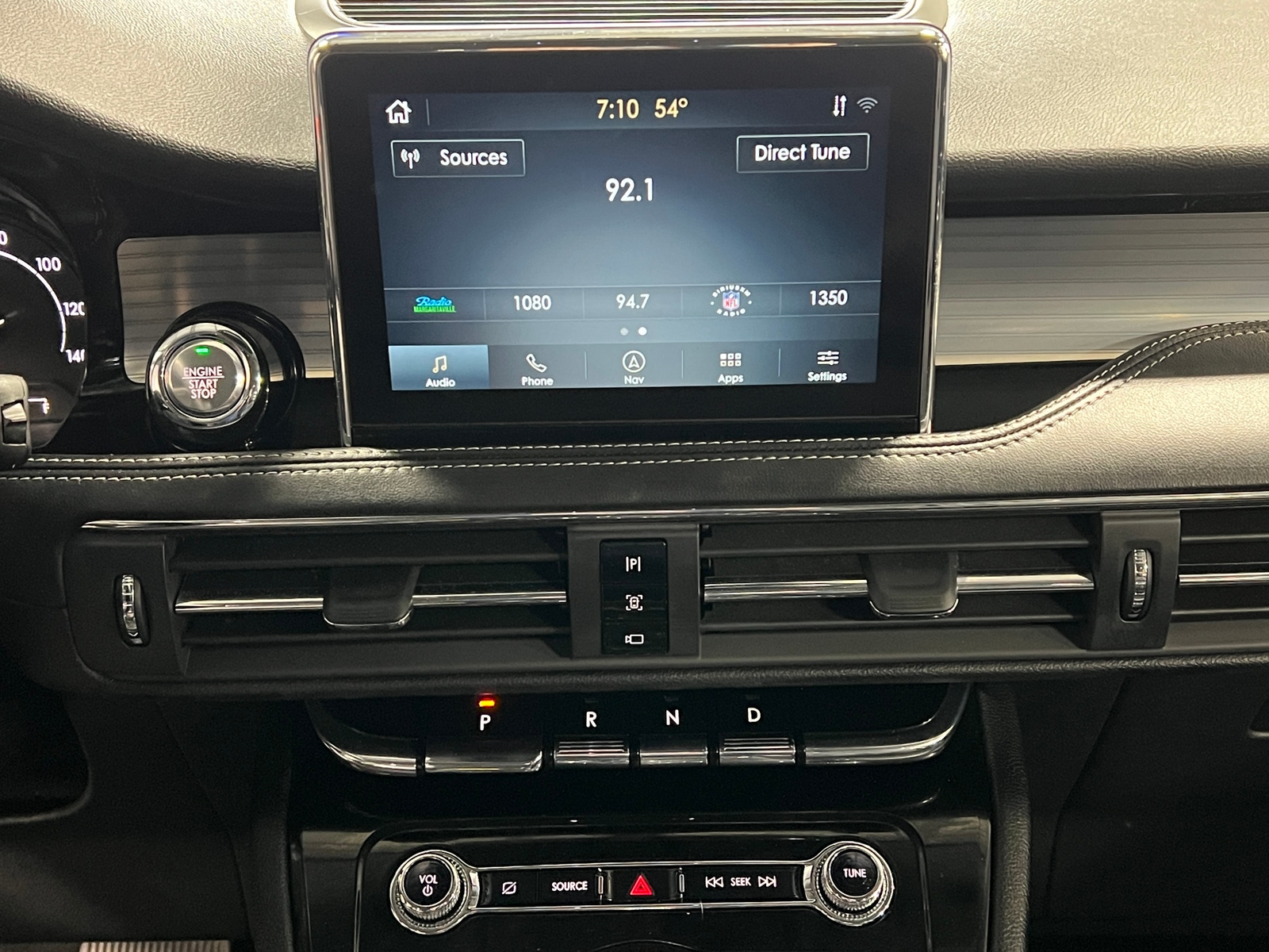 Thumbnail: 2022 Lincoln Corsair - 3