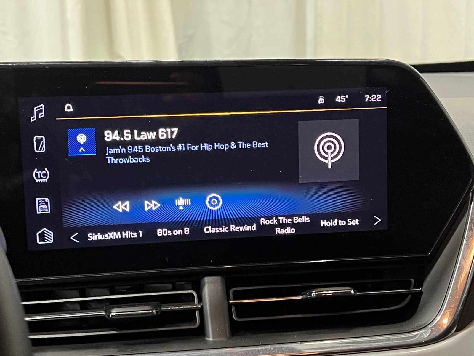 Thumbnail: 2025 Chevrolet Trax - 4