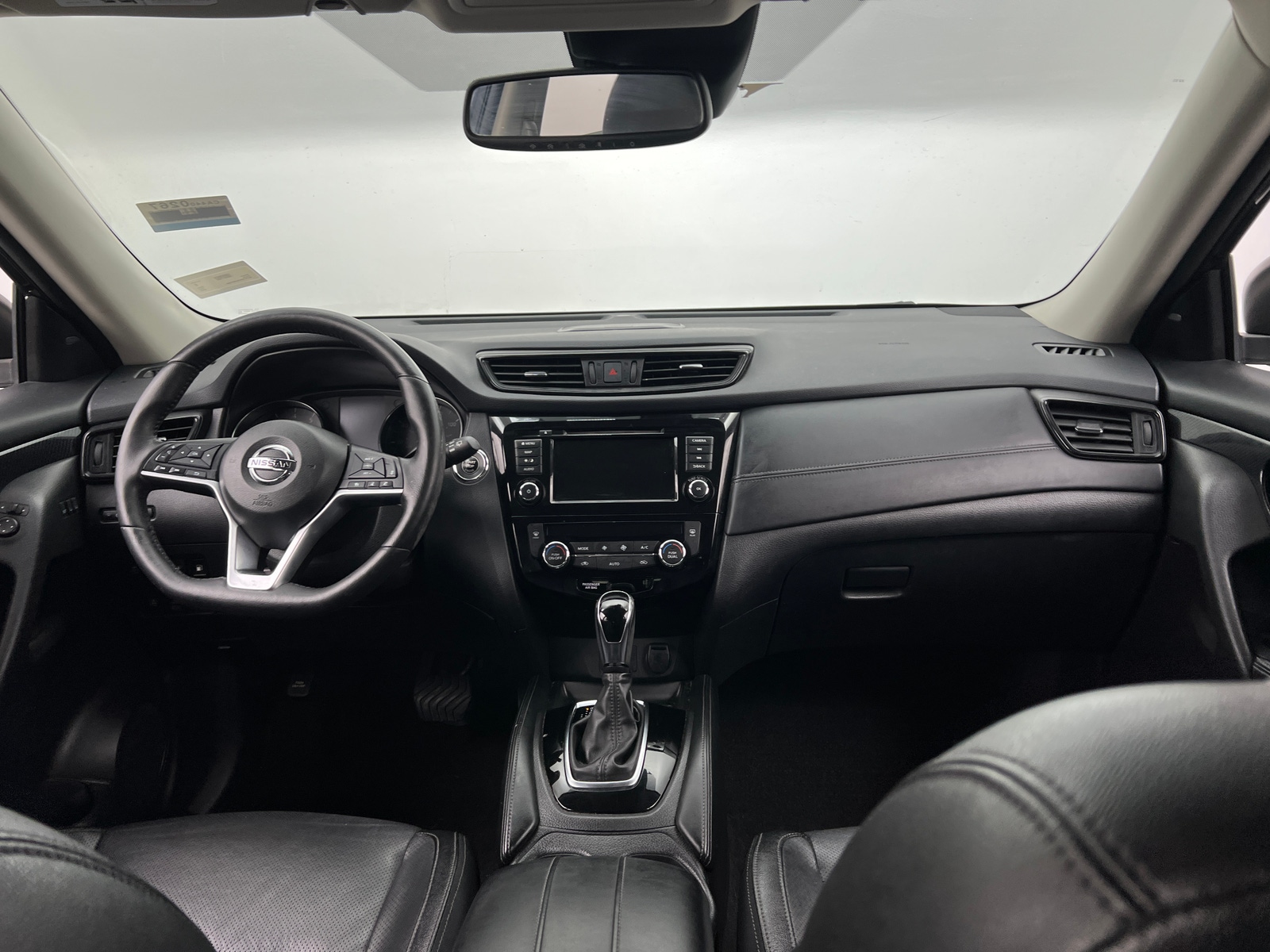 Thumbnail: 2018 Nissan Rogue - 2