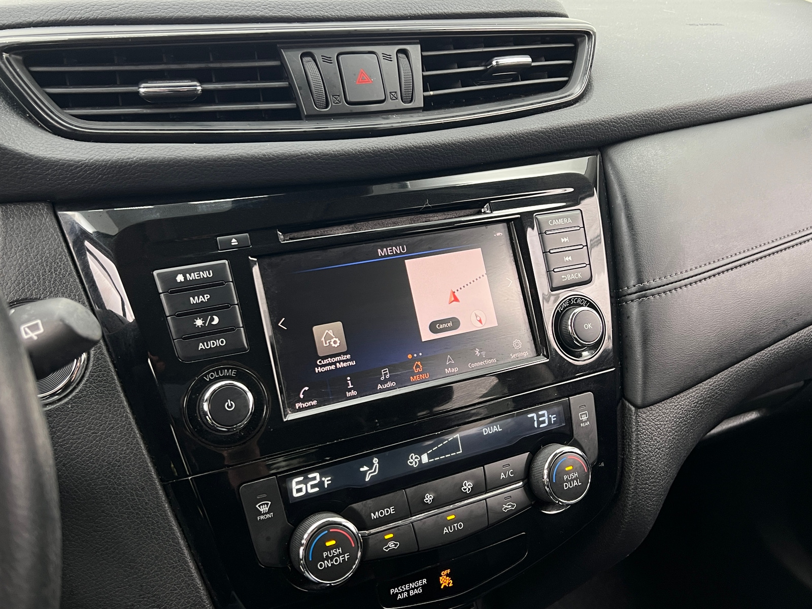 Thumbnail: 2018 Nissan Rogue - 3