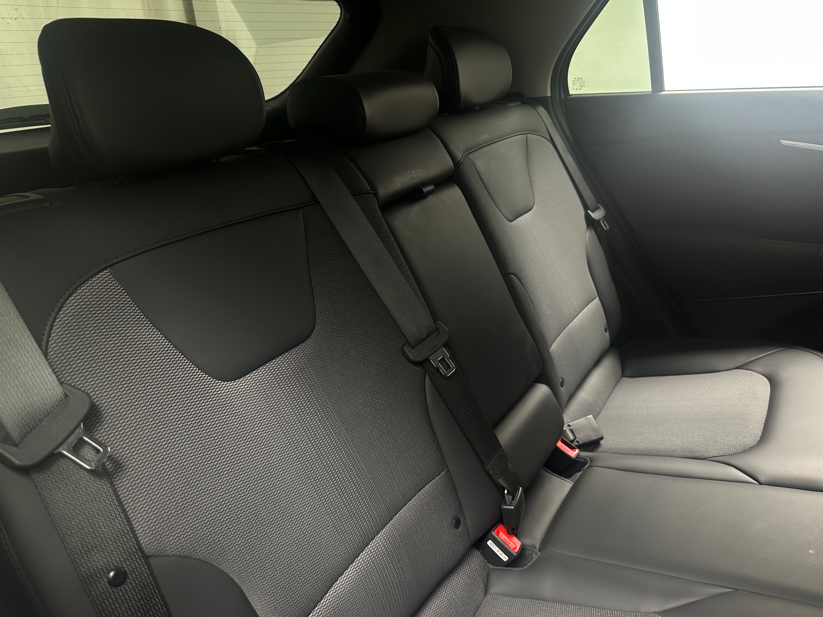 Thumbnail: 2025 Kia Niro - 6