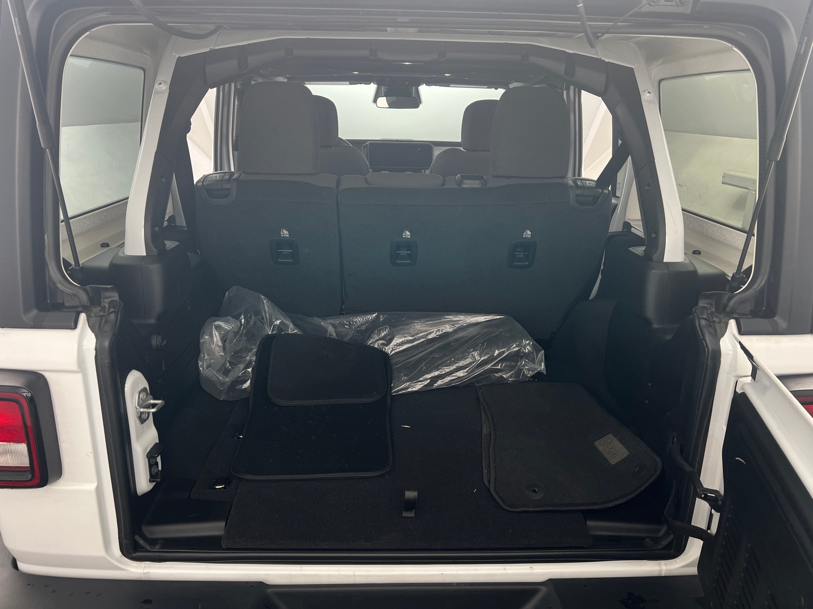 Thumbnail: 2025 Jeep Wrangler - 7