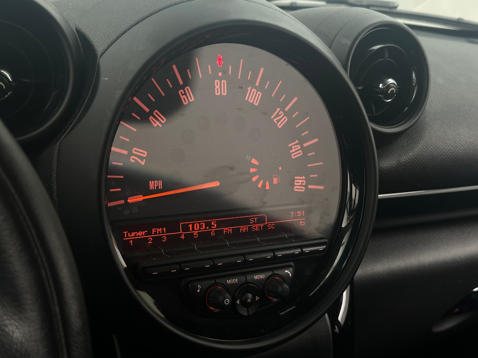 Thumbnail: 2016 MINI Cooper Countryman - 3