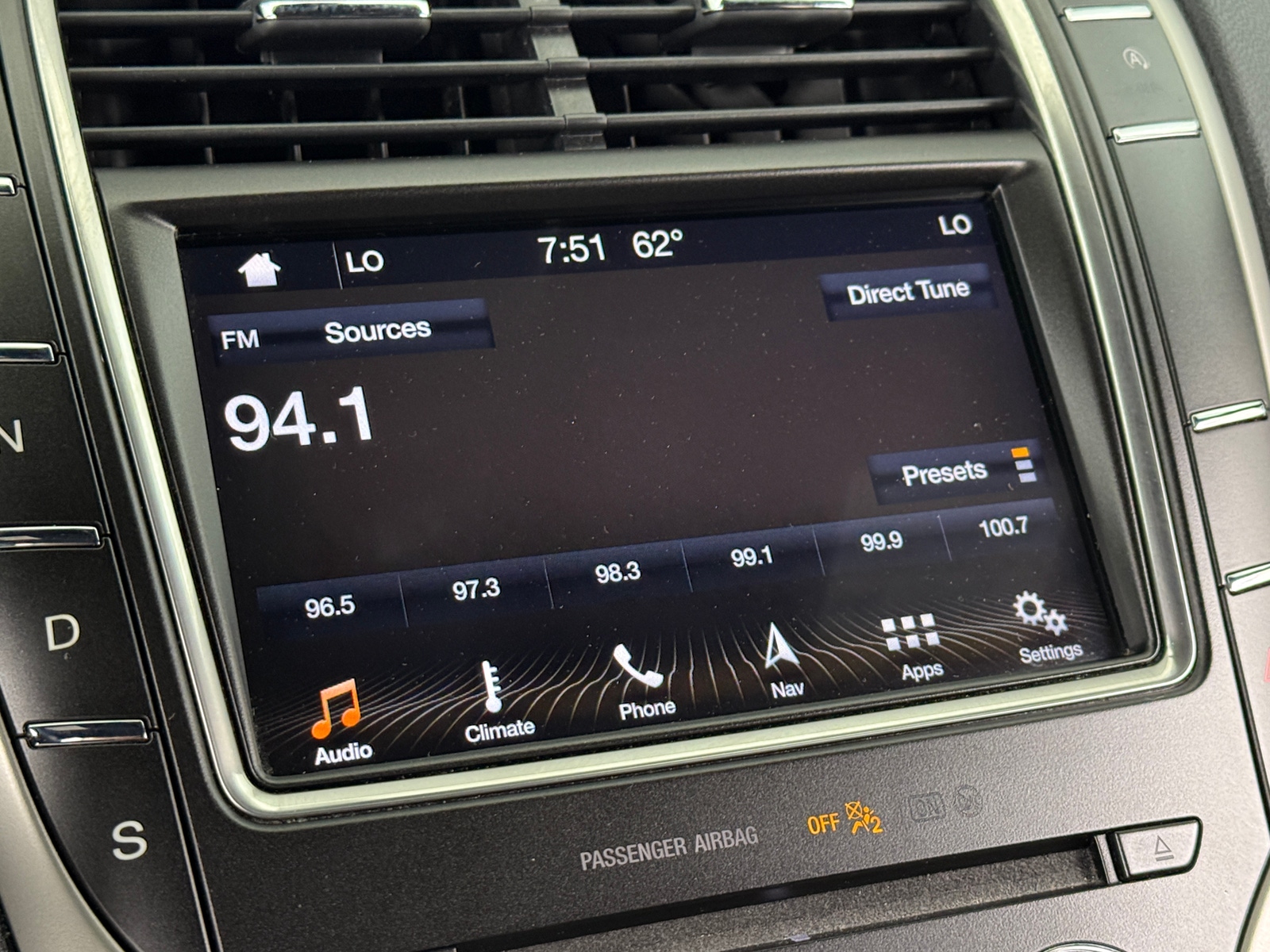 Thumbnail: 2019 Lincoln Nautilus - 3