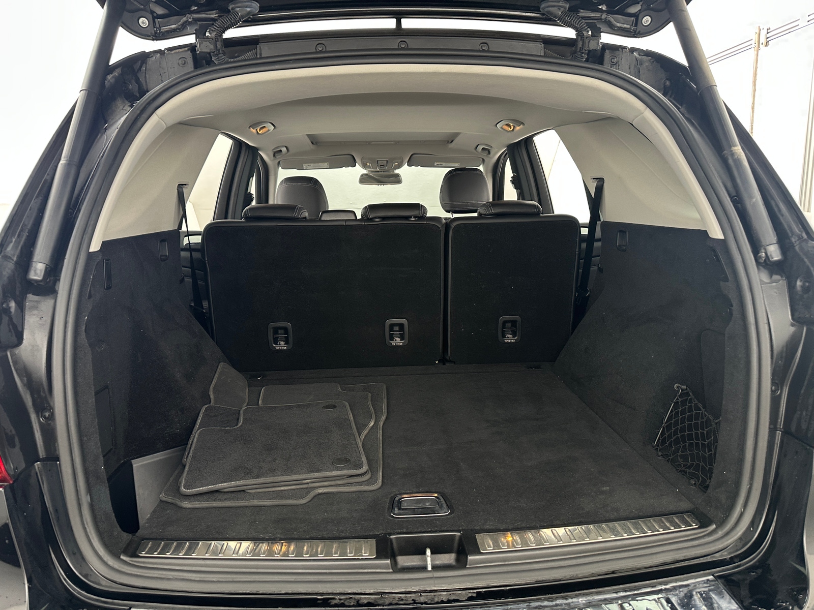 Thumbnail: 2015 Mercedes-Benz M-Class - 7