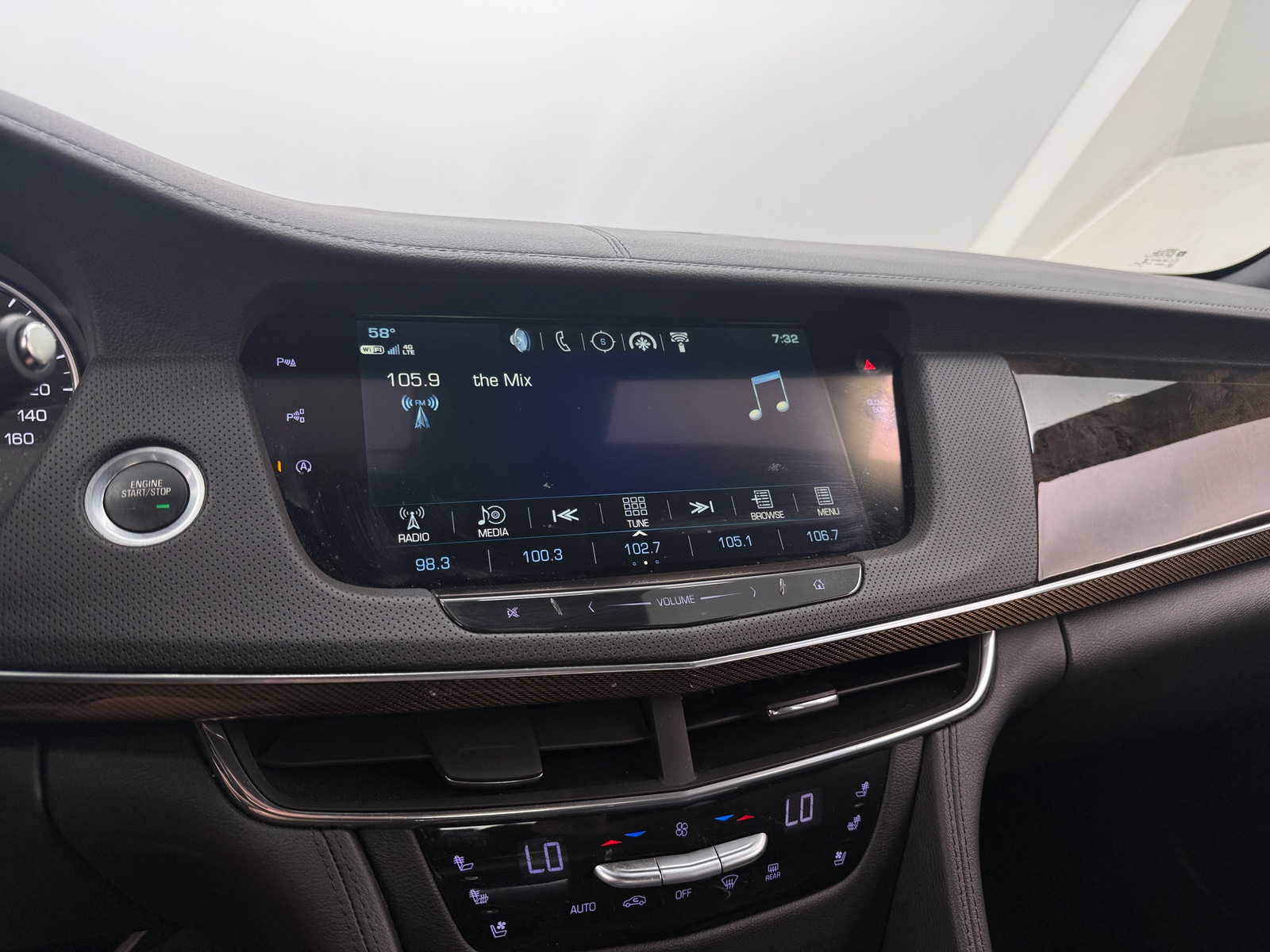 Thumbnail: 2018 Cadillac CT6 - 3