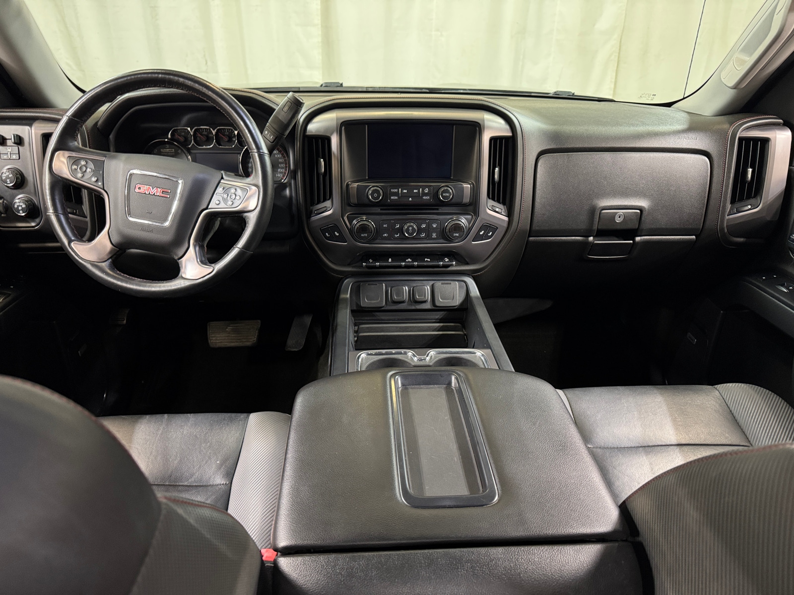 Thumbnail: 2015 GMC Sierra 1500 - 2