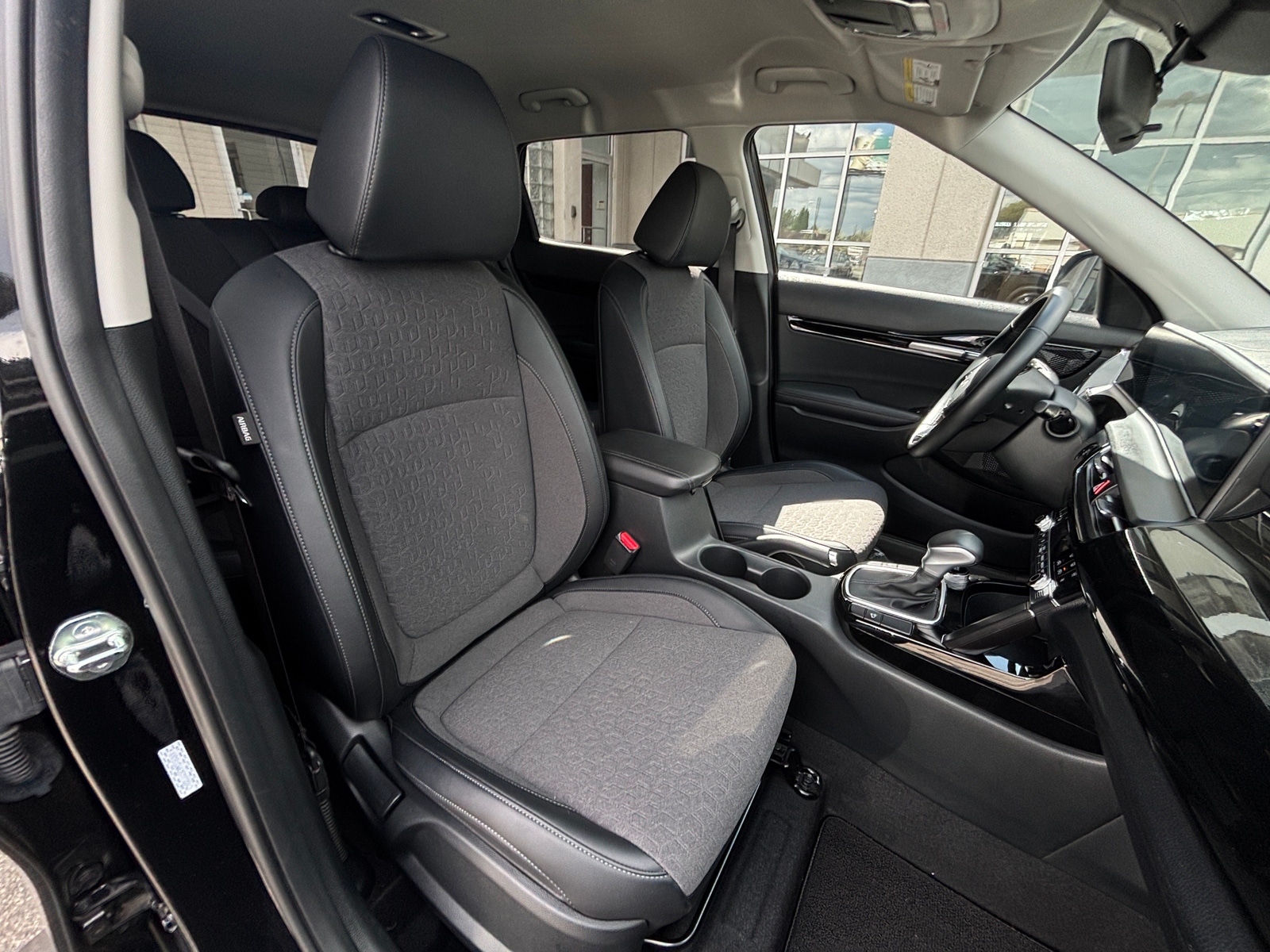 Thumbnail: 2025 Kia Seltos - 2