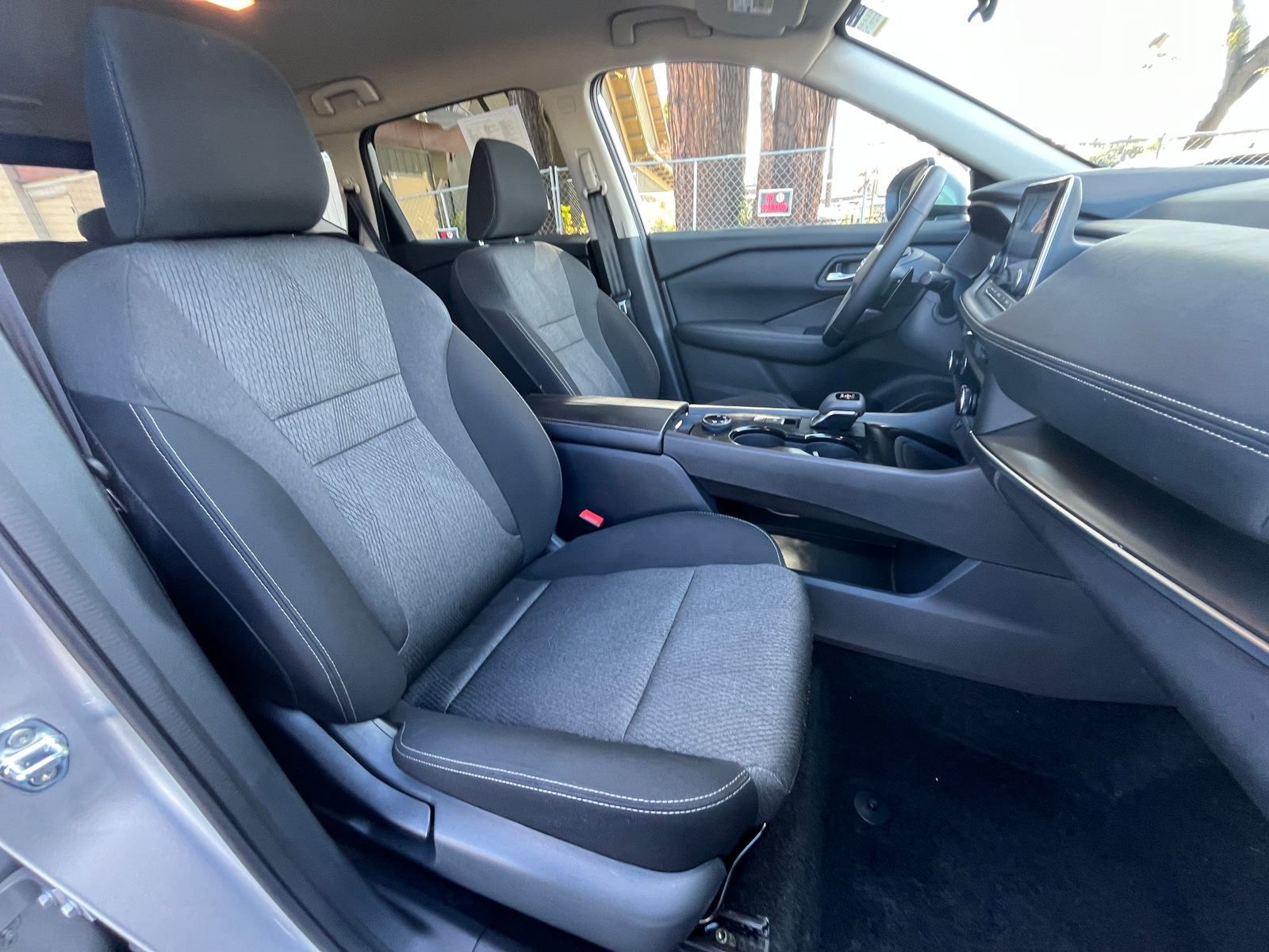 Thumbnail: 2025 Nissan Rogue - 2