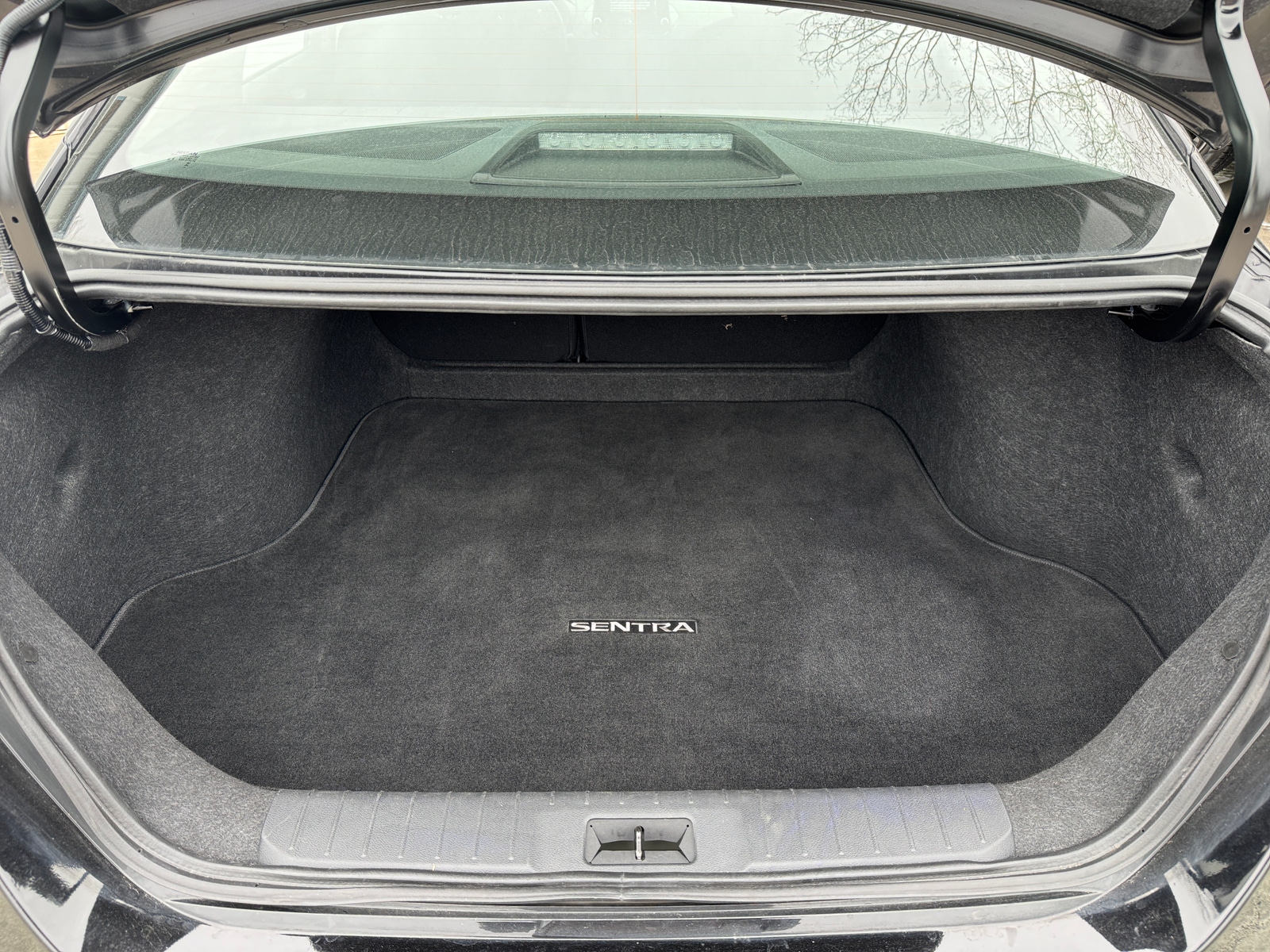 Thumbnail: 2025 Nissan Sentra - 4