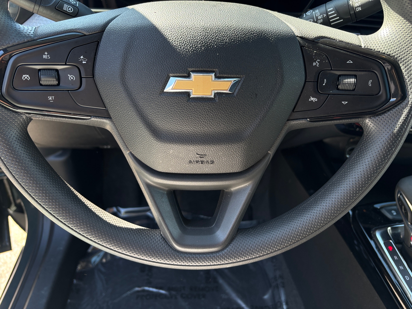 Thumbnail: 2025 Chevrolet Trax - 5