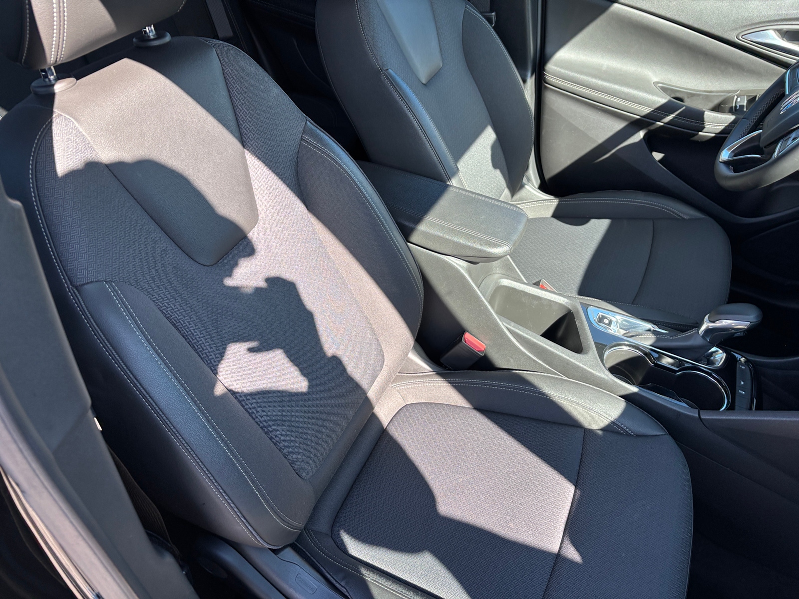 Thumbnail: 2025 Buick Encore GX - 2