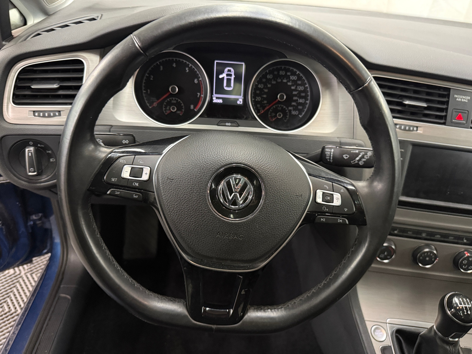 Thumbnail: 2017 Volkswagen Golf - 5