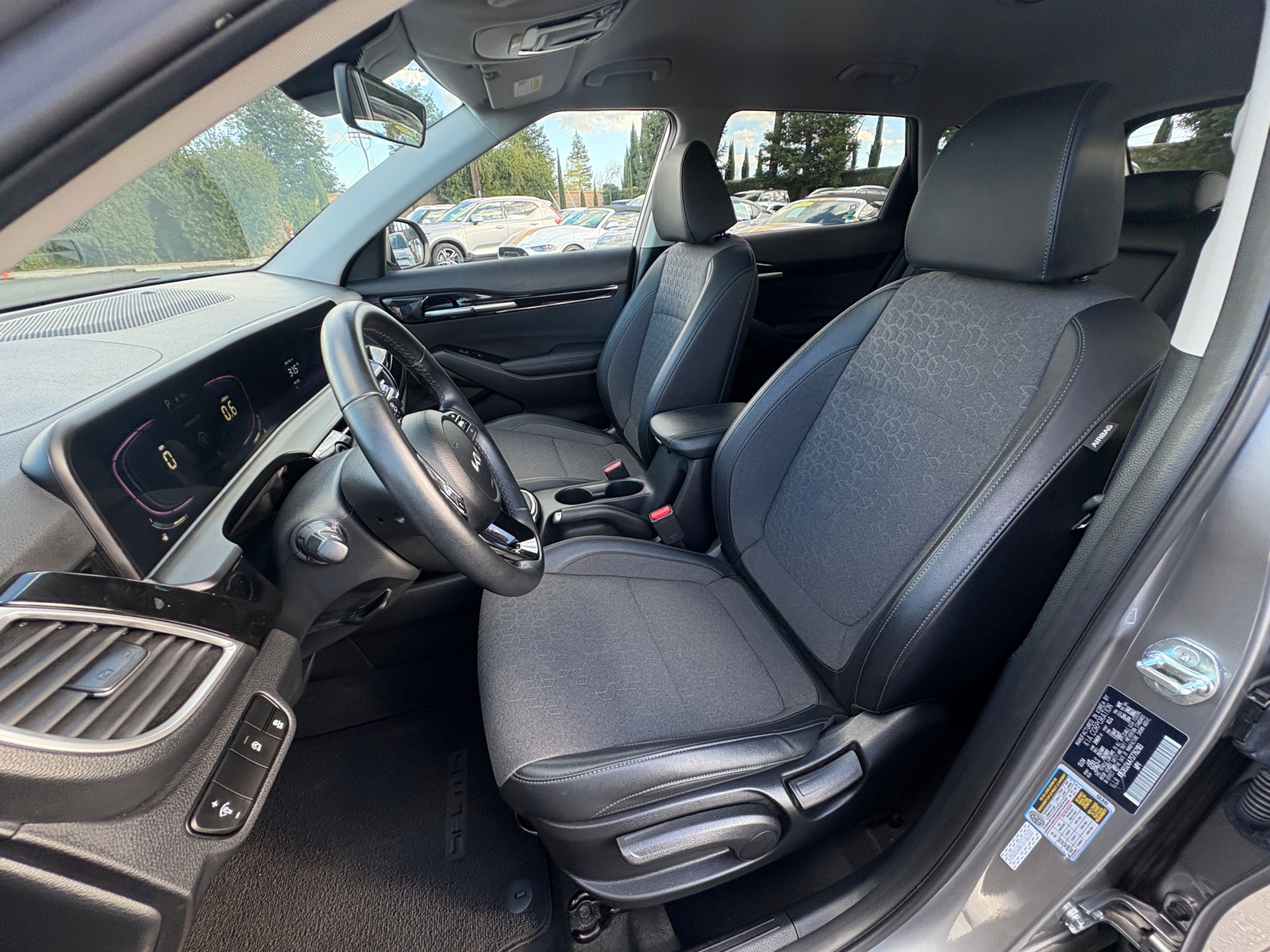 Thumbnail: 2025 Kia Seltos - 2