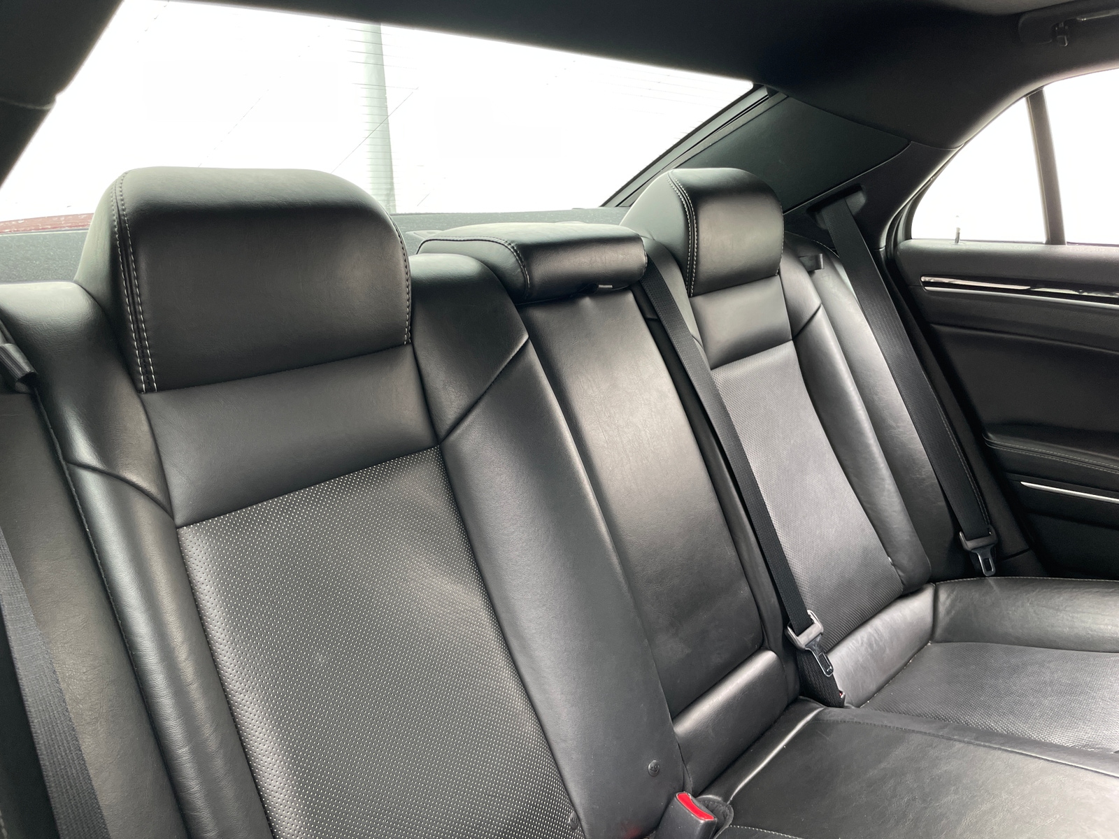 Thumbnail: 2018 Chrysler 300 - 5