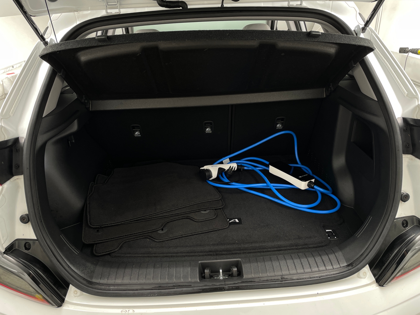 Thumbnail: 2023 Hyundai Kona - 7